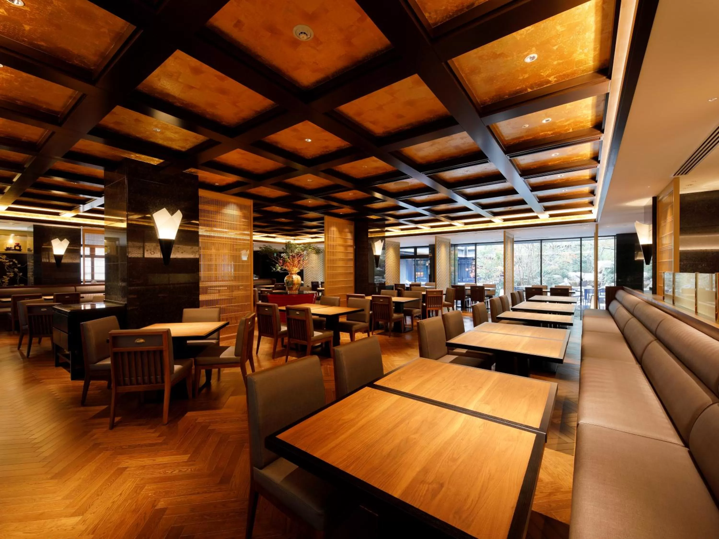 Restaurant/Places to Eat in THE HOTEL SANRAKU KANAZAWA 21th December 2022 OPEN