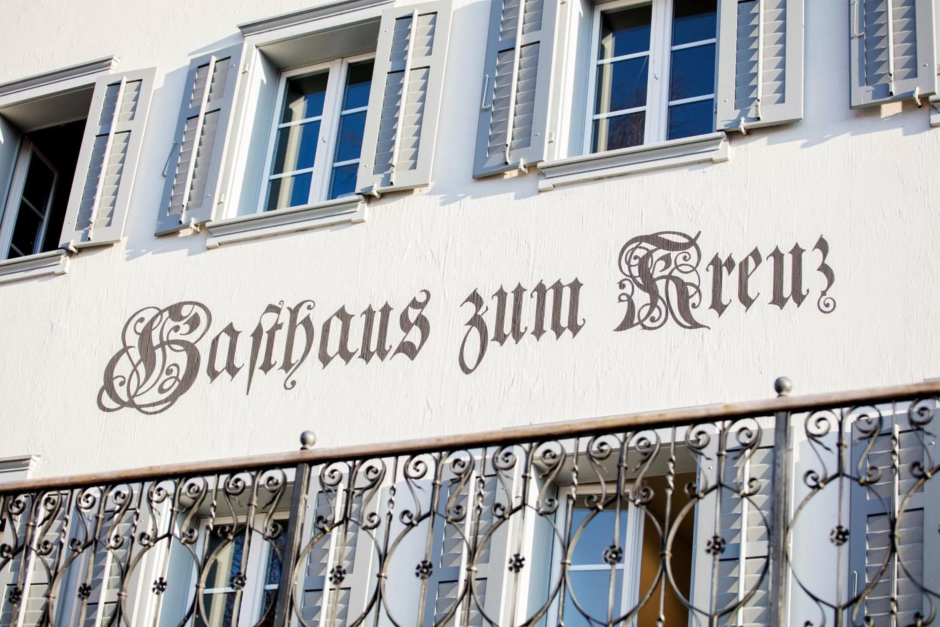 Facade/entrance in Hotel Kreuz by b-smart