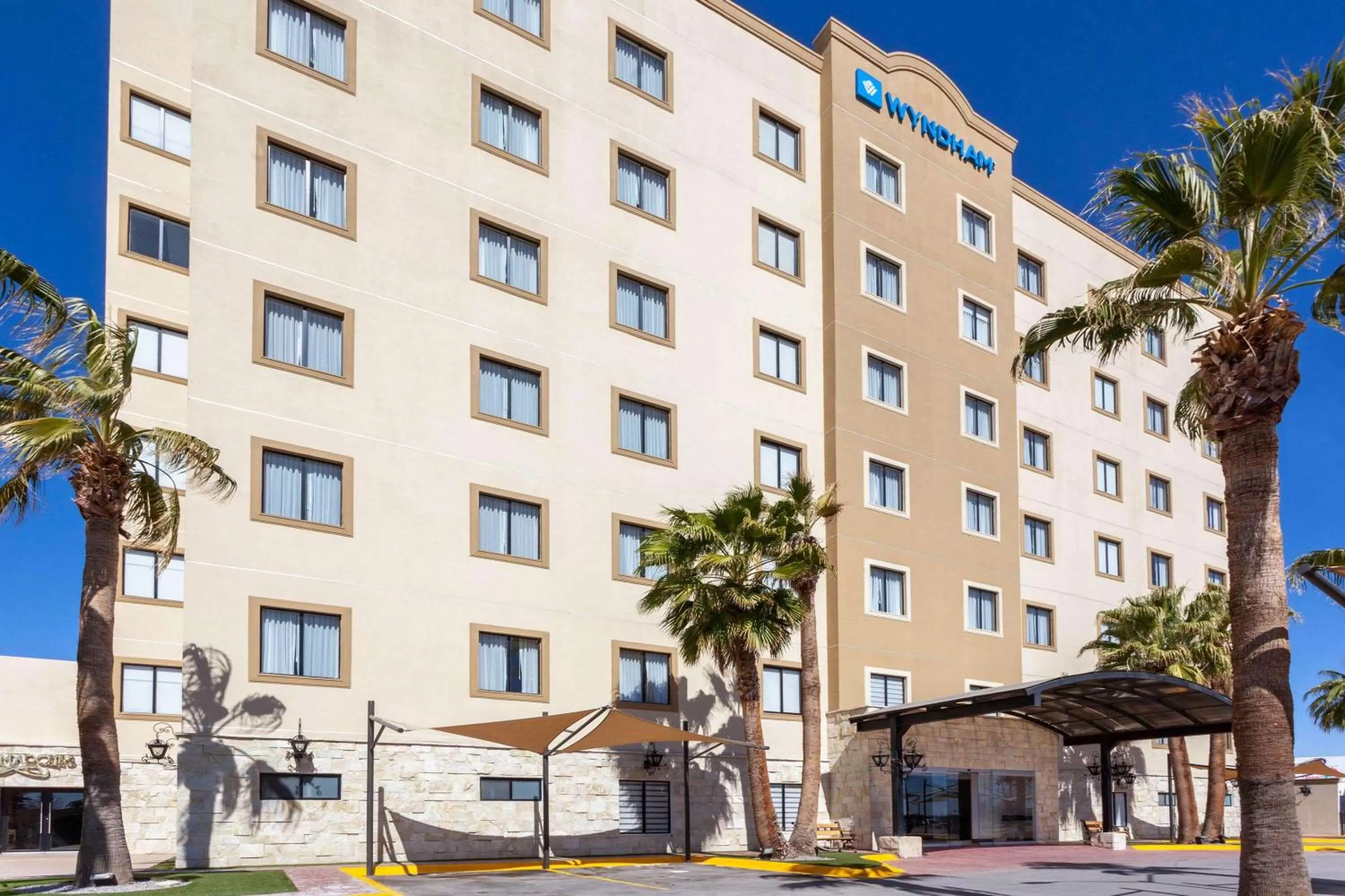 Property building in Wyndham Torreon