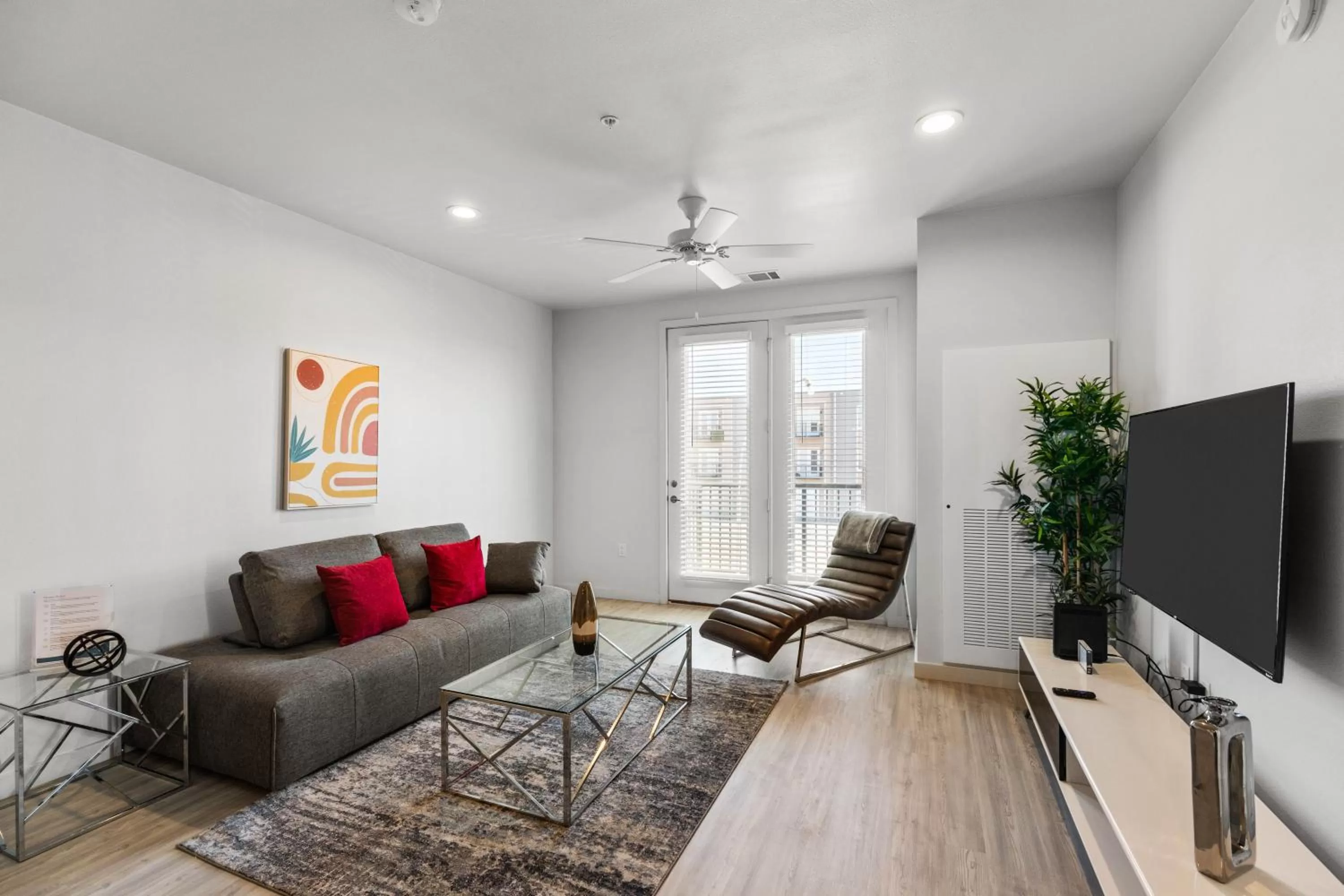 Living room, Seating Area in Flatz432 Apartments by Barsala