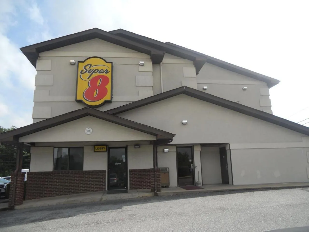 Super 8 by Wyndham Lexington VA