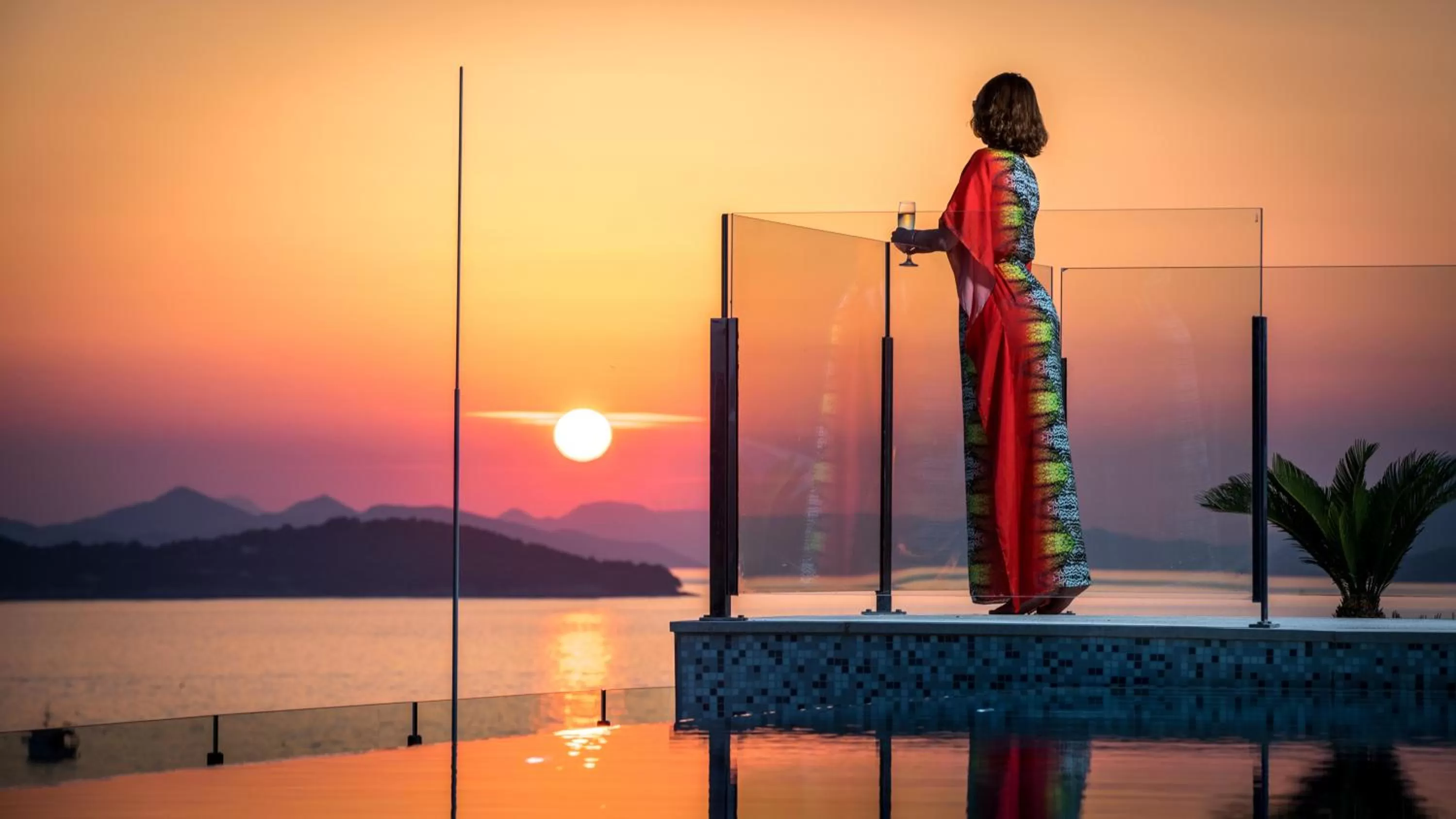 Balcony/Terrace in Royal Blue Hotel