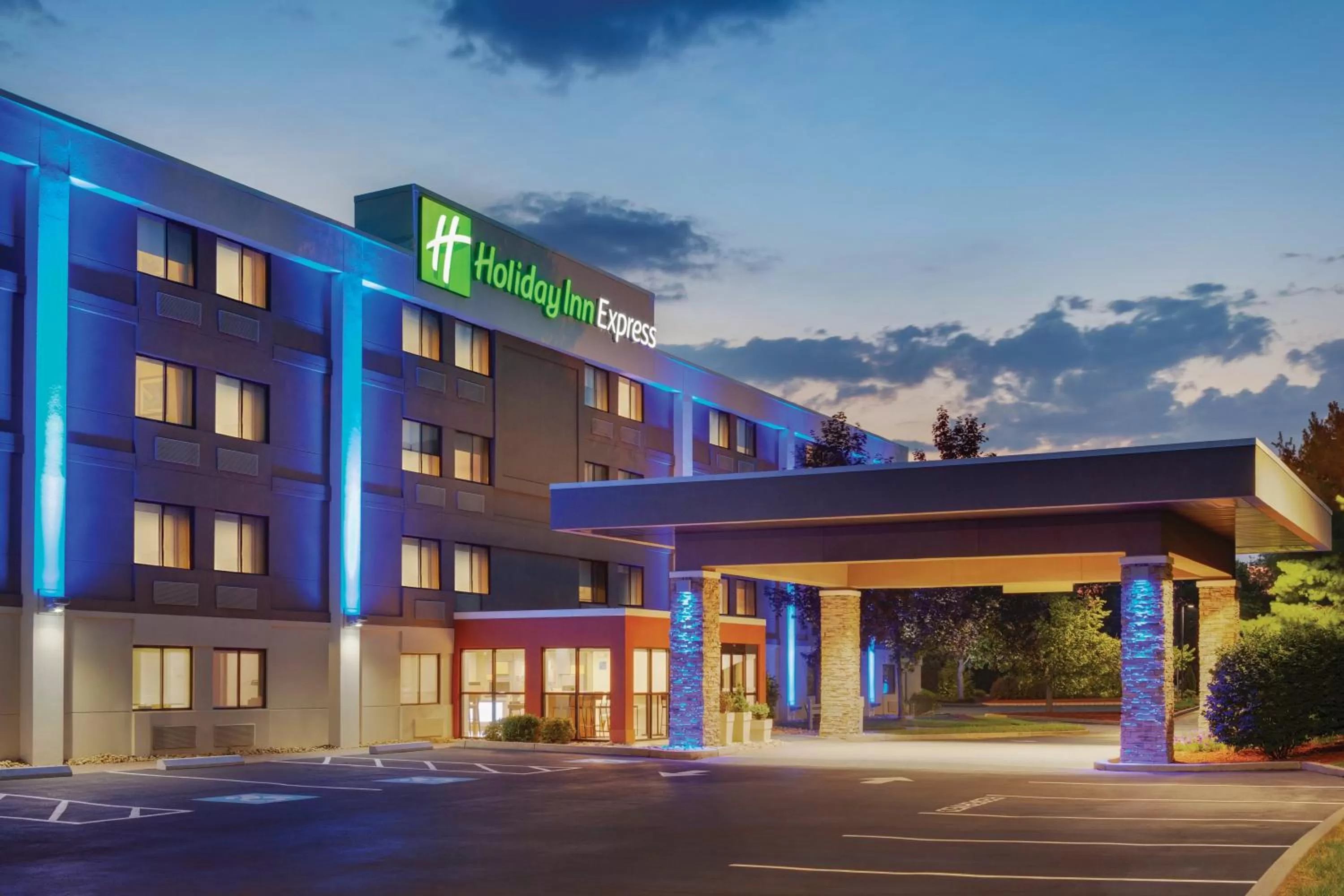 Property building in Holiday Inn Express Hartford South - Rocky Hill by IHG