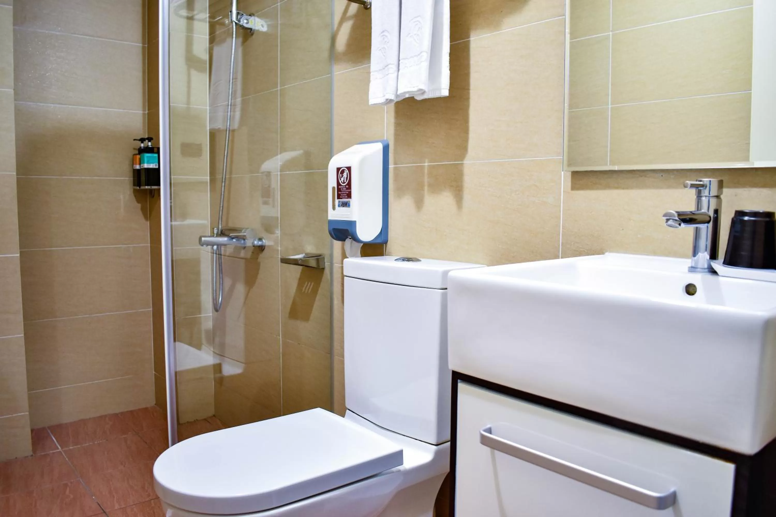 Bathroom in Talmud Hotel Tainan