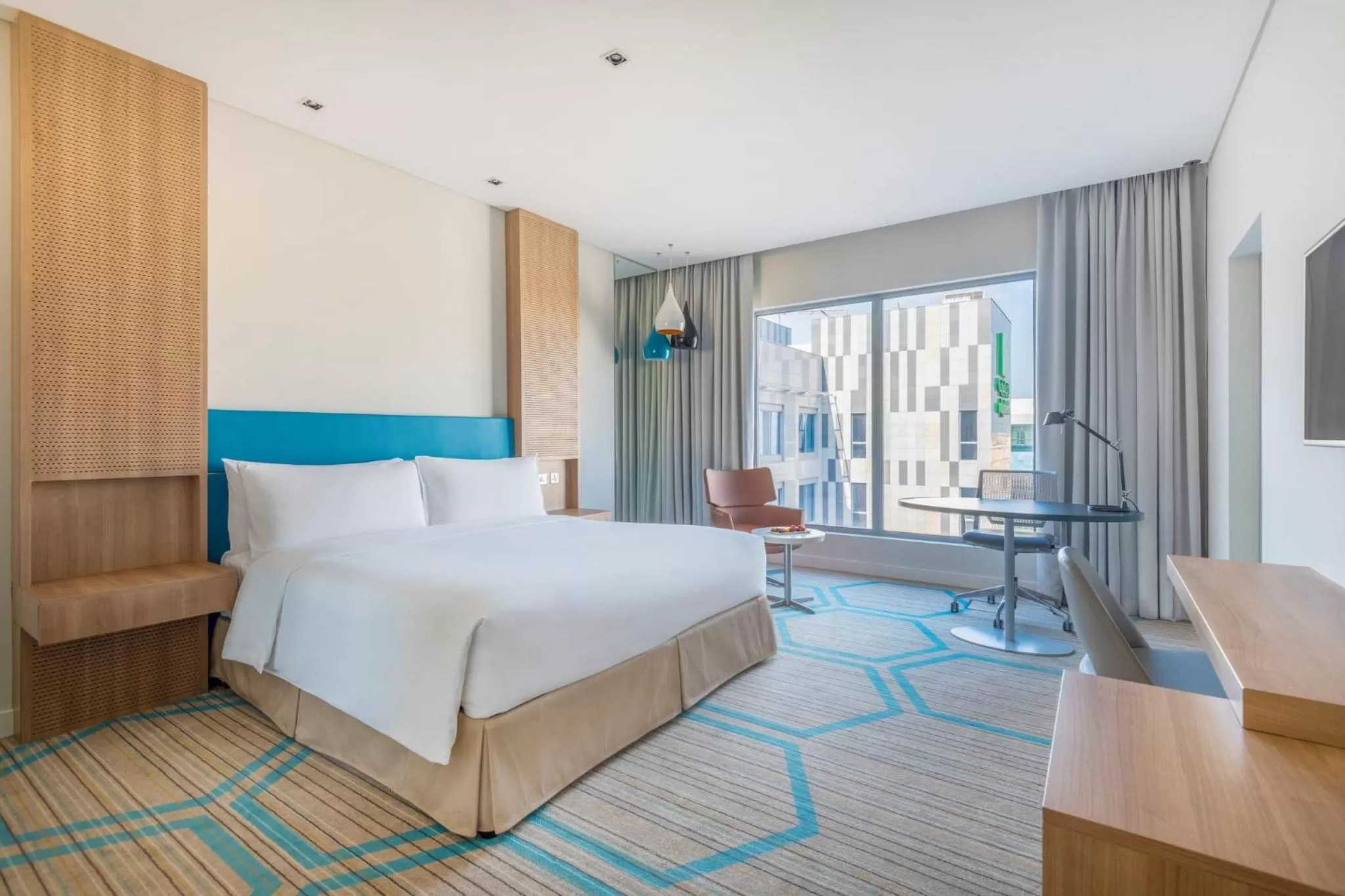 Photo of the whole room, Bed in Holiday Inn - Doha - The Business Park by IHG