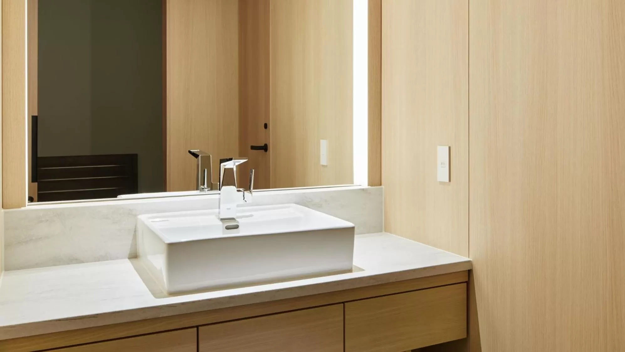 Photo of the whole room in The Thousand Kyoto