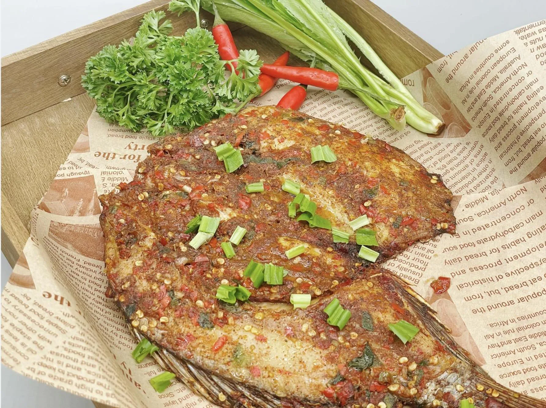 Restaurant/places to eat in The Cloudland International Youth Hostel Close to the city center,15 min walks to the subway, Close to the night market, old street, green lake, English-speaking service, free Activity convenient payment and visa cards are accepted