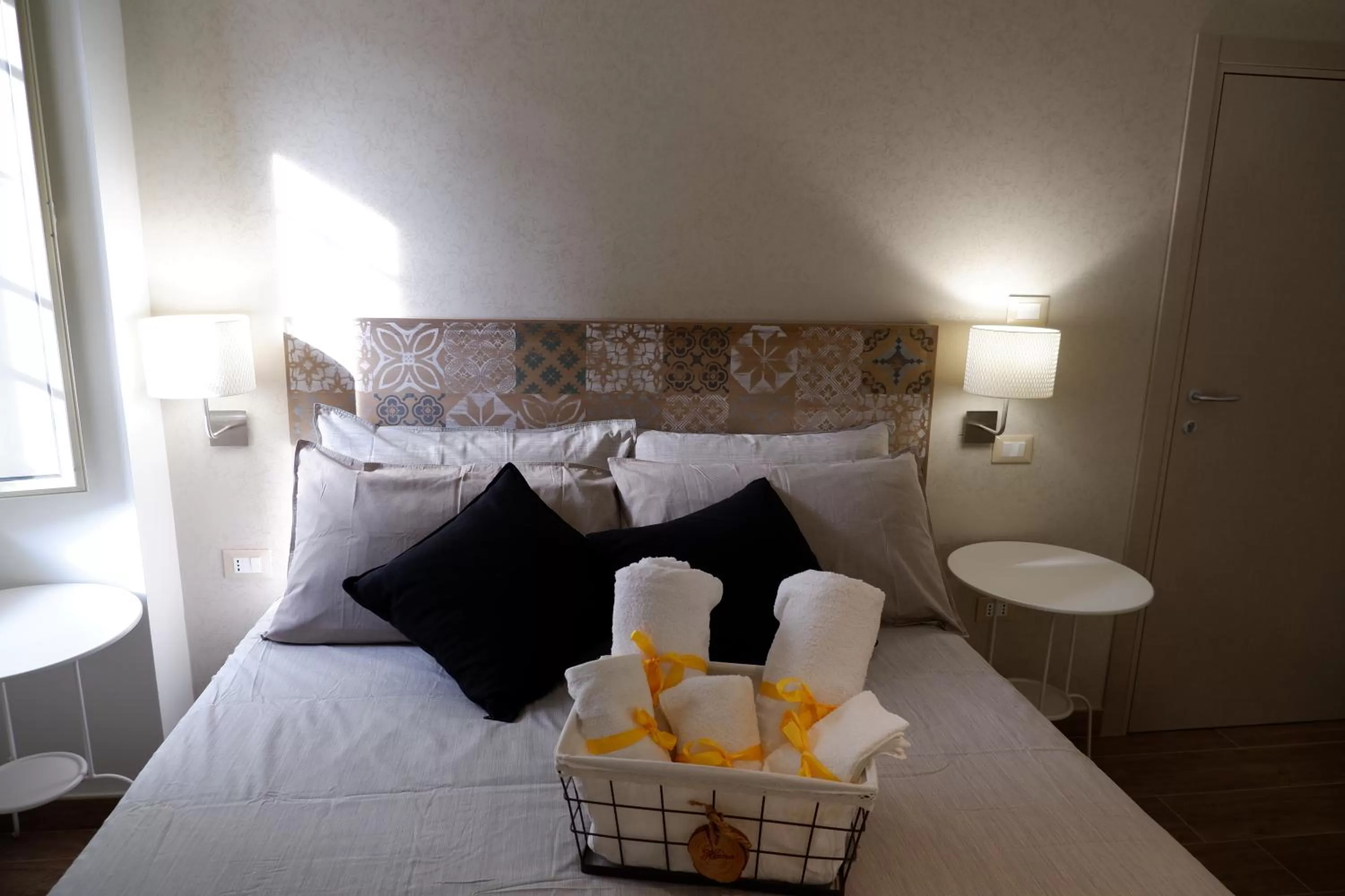 Photo of the whole room, Bed in B&B Il Giardino In Città - Parcheggio Privato Gratuito