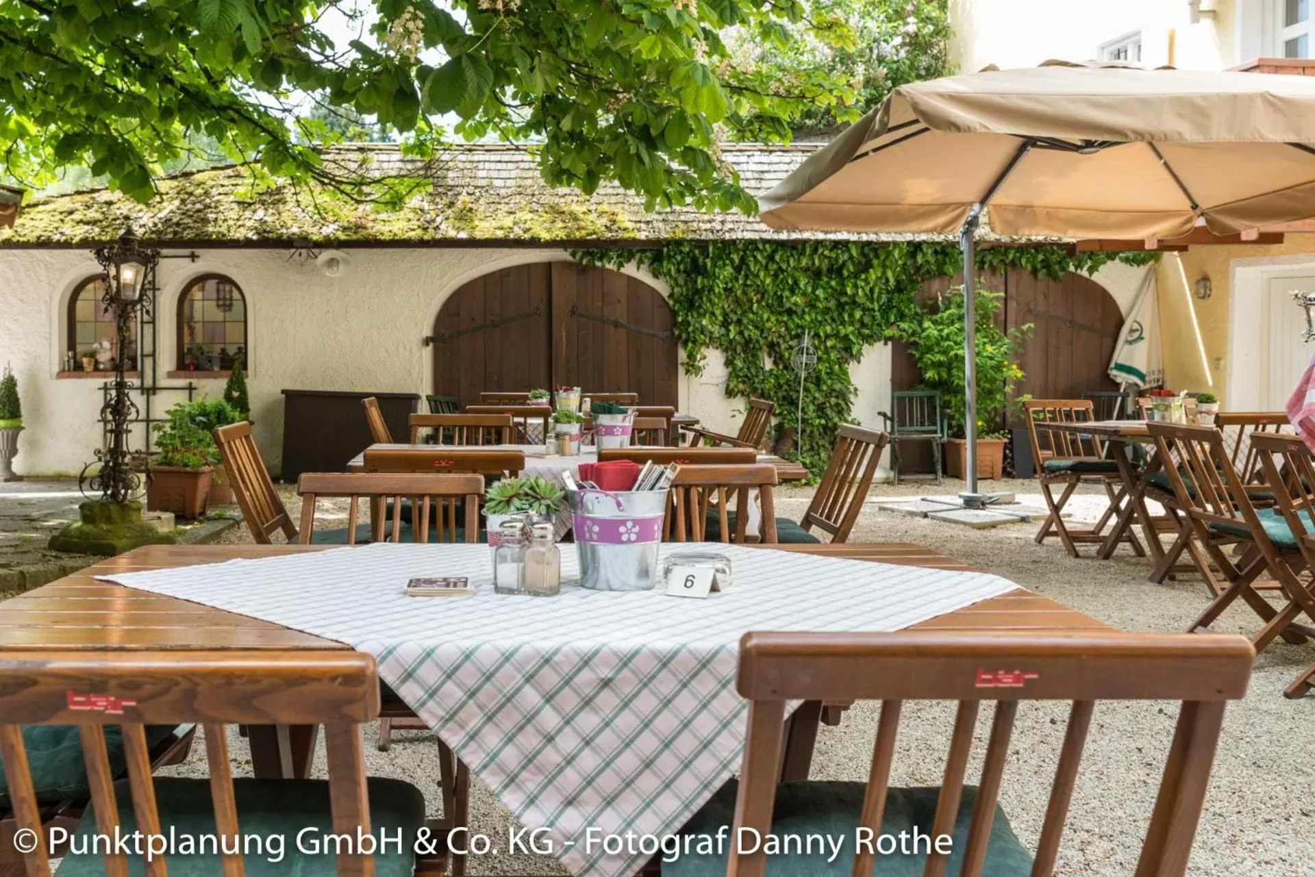 Patio in Hotel Oberwirt