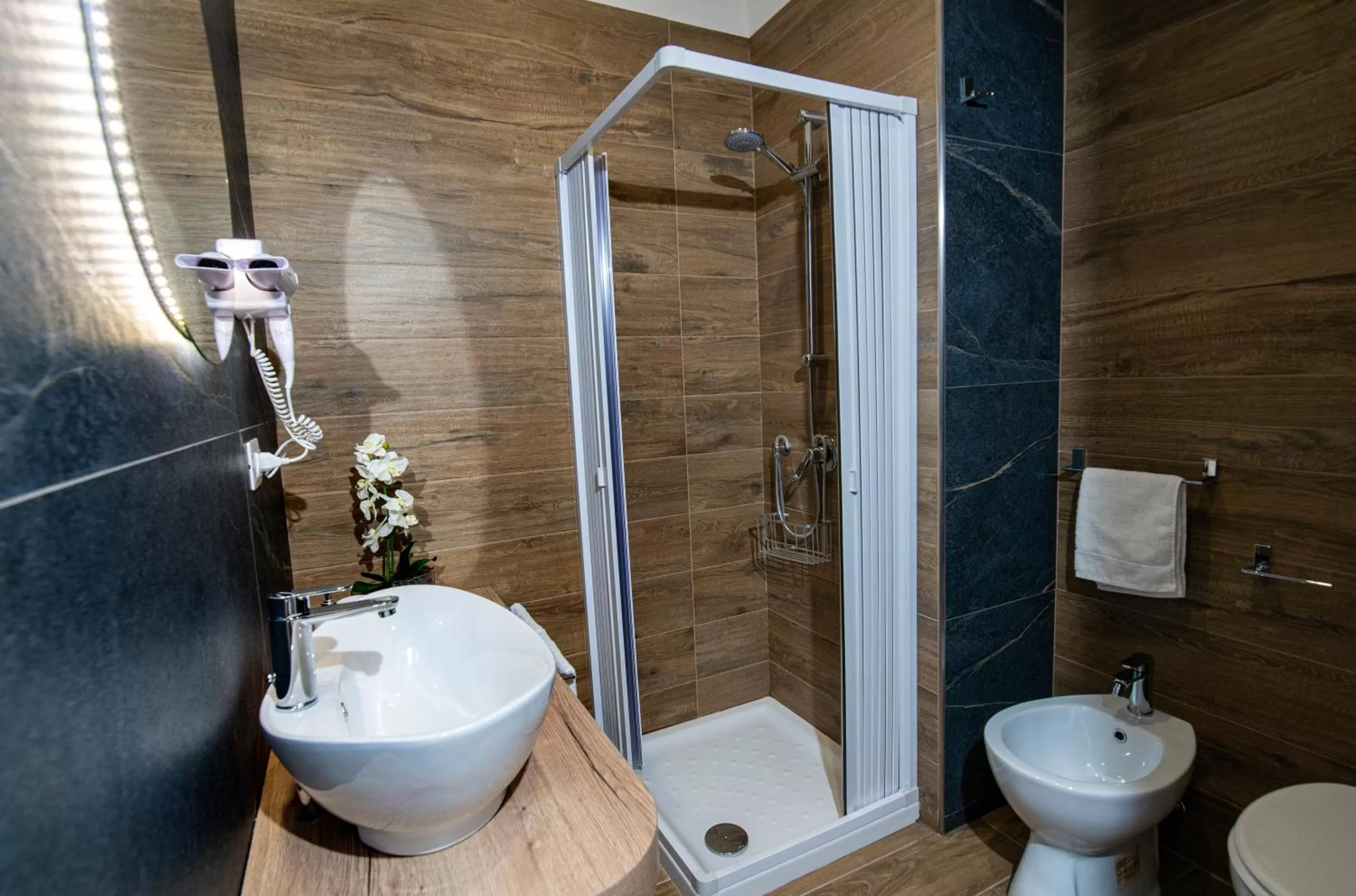 Shower in VIVI A NAPOLI