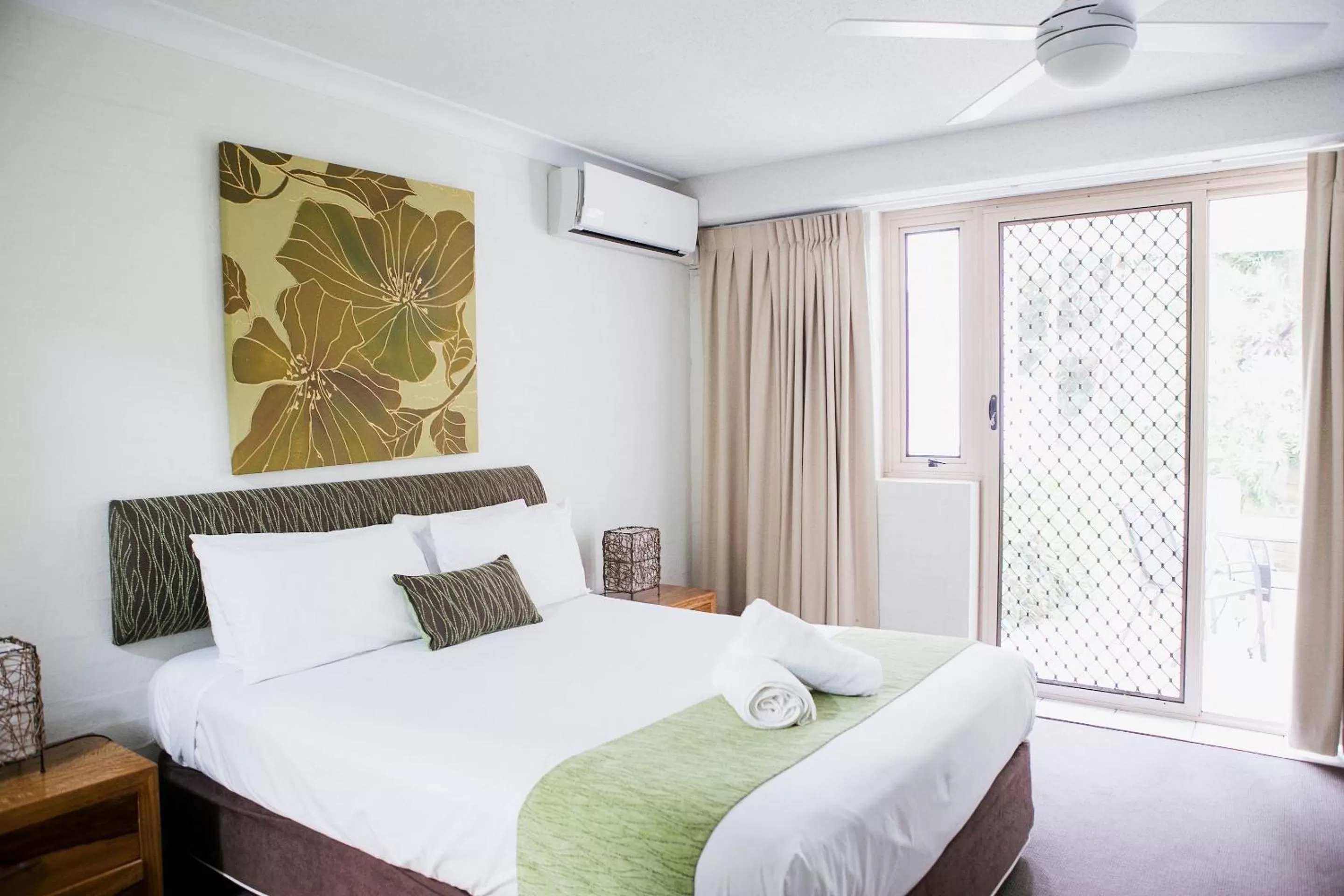 Bedroom, Bed in Osprey Apartments