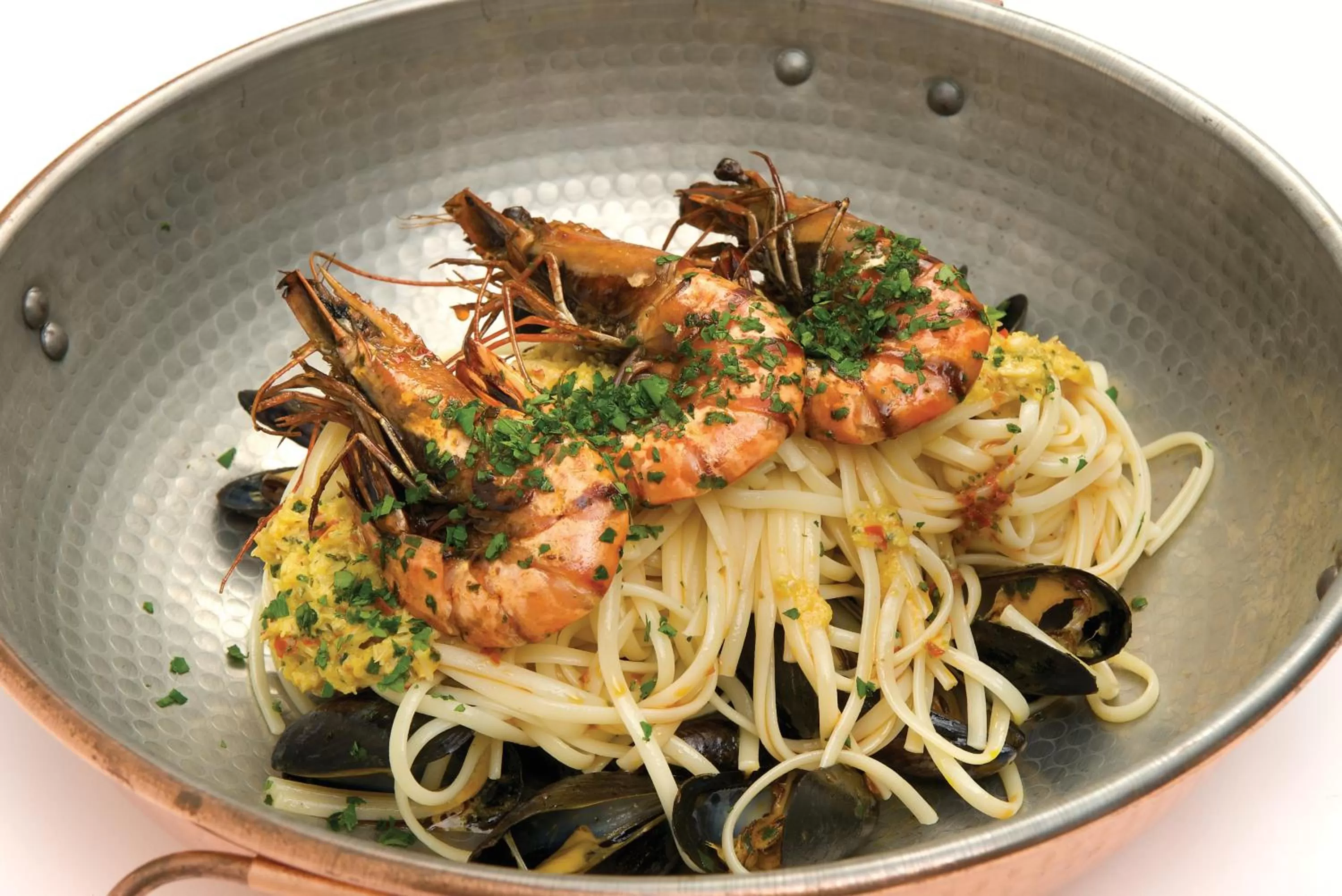 Food and drinks in The Pinewood Hotel