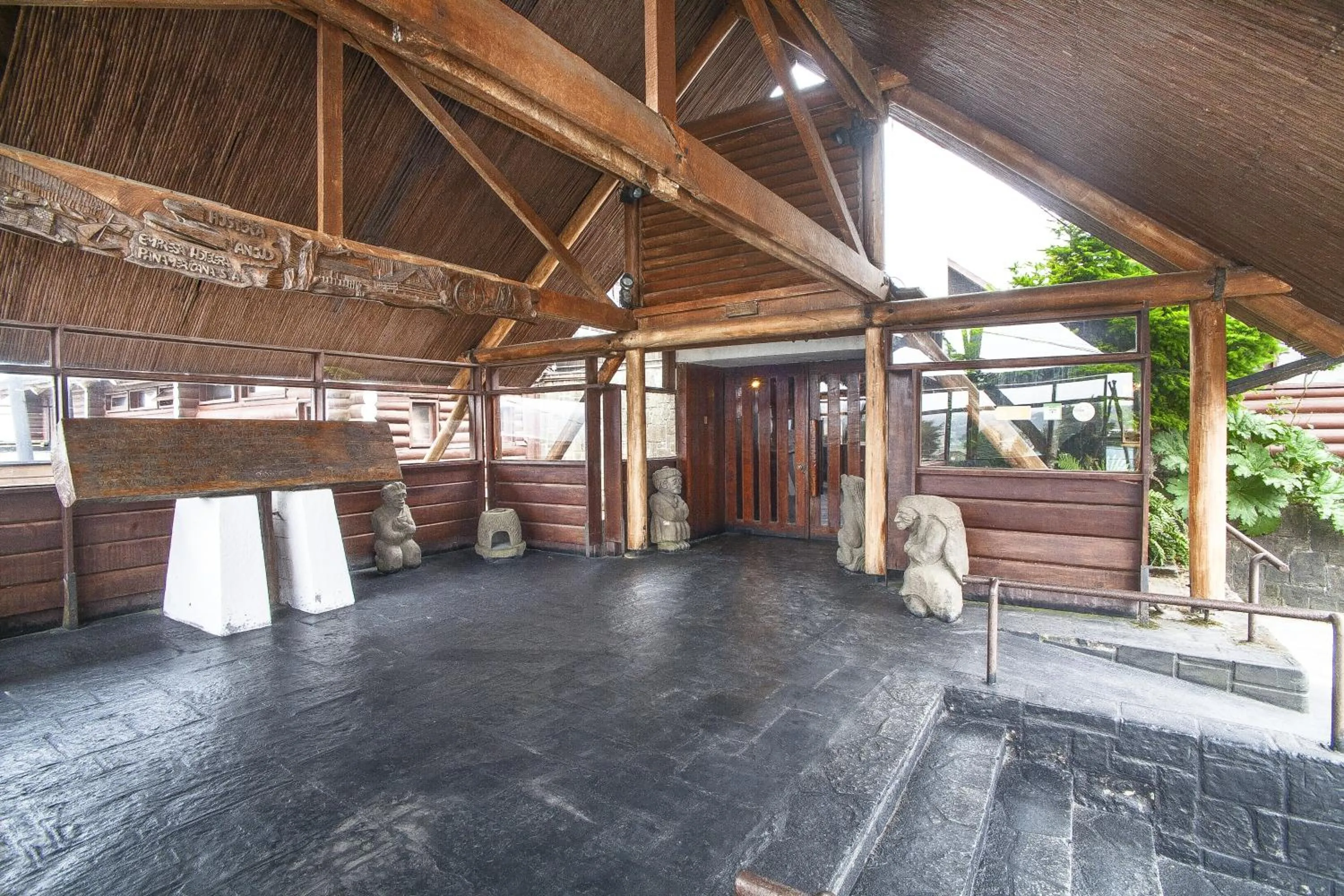 Facade/entrance in Panamericana Hotel Ancud