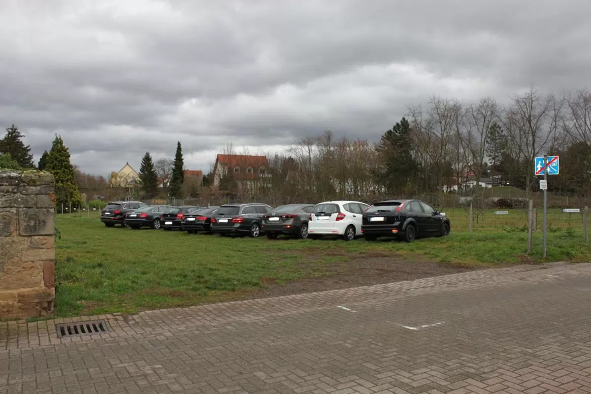 Parking in Altstadthof Freinsheim