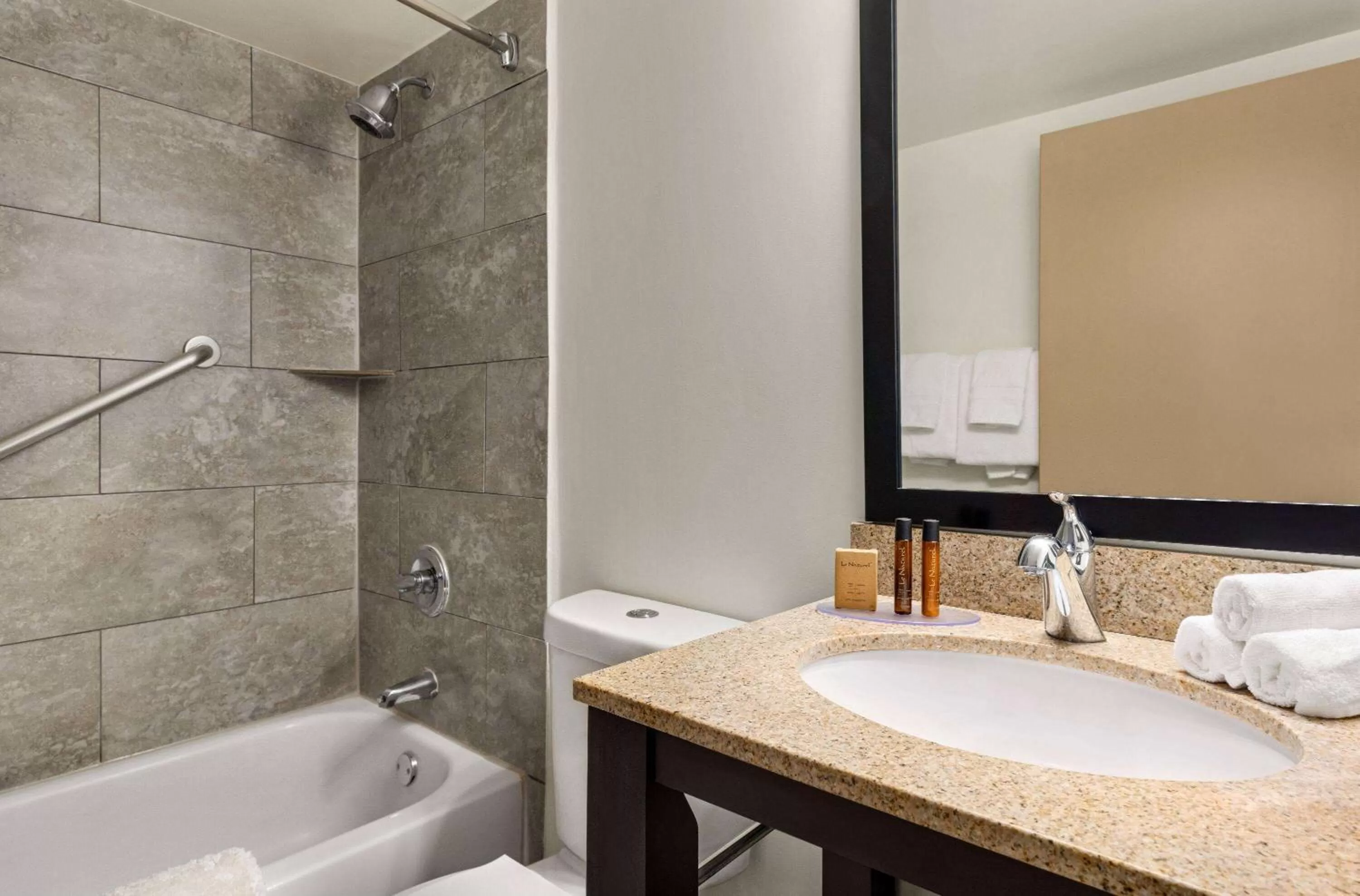 TV and multimedia, Bathroom in IBAN Hotel, Trademark Collection by Wyndham