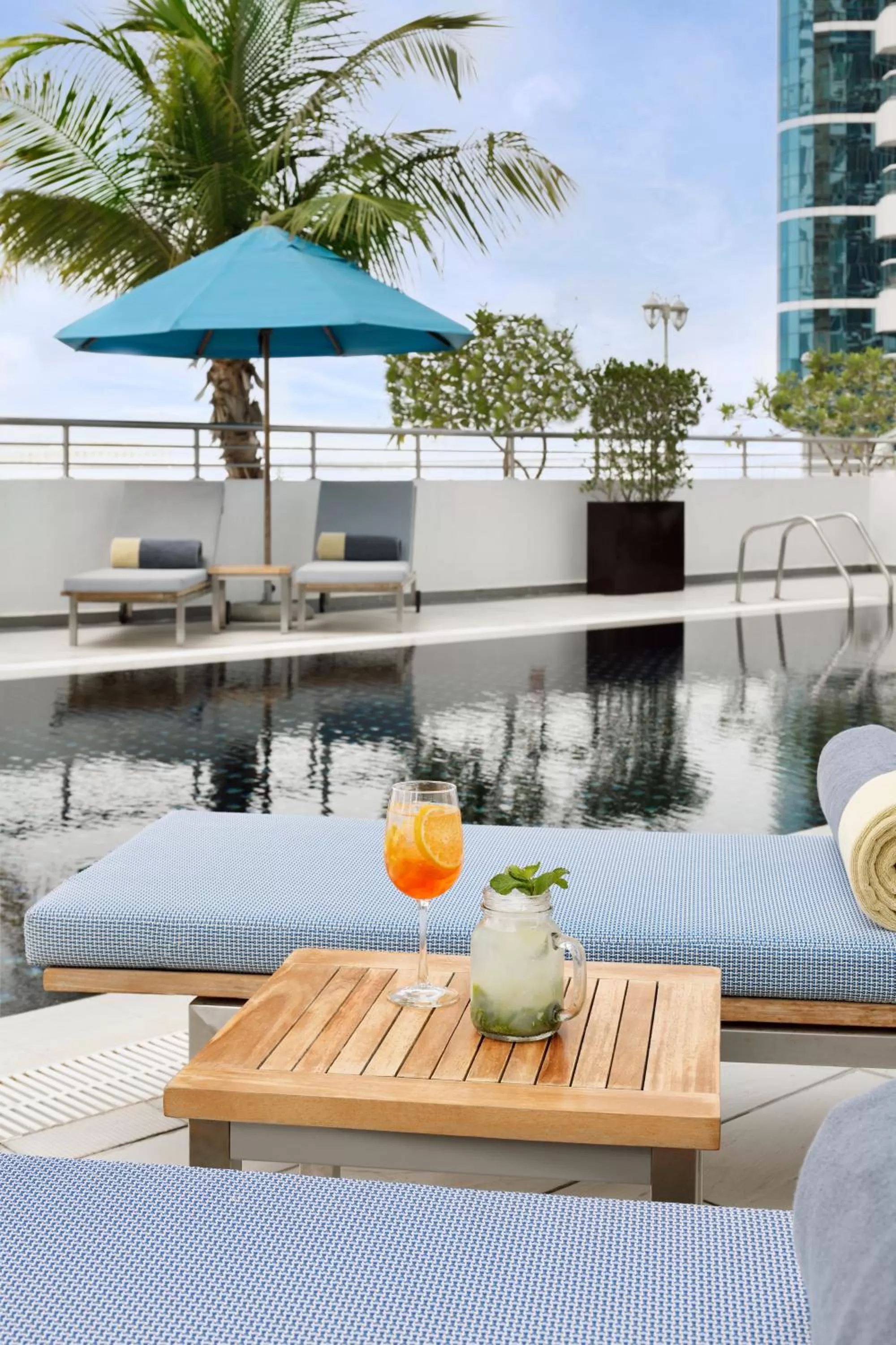 Drinks in Mövenpick Hotel Jumeirah Lakes Towers Dubai