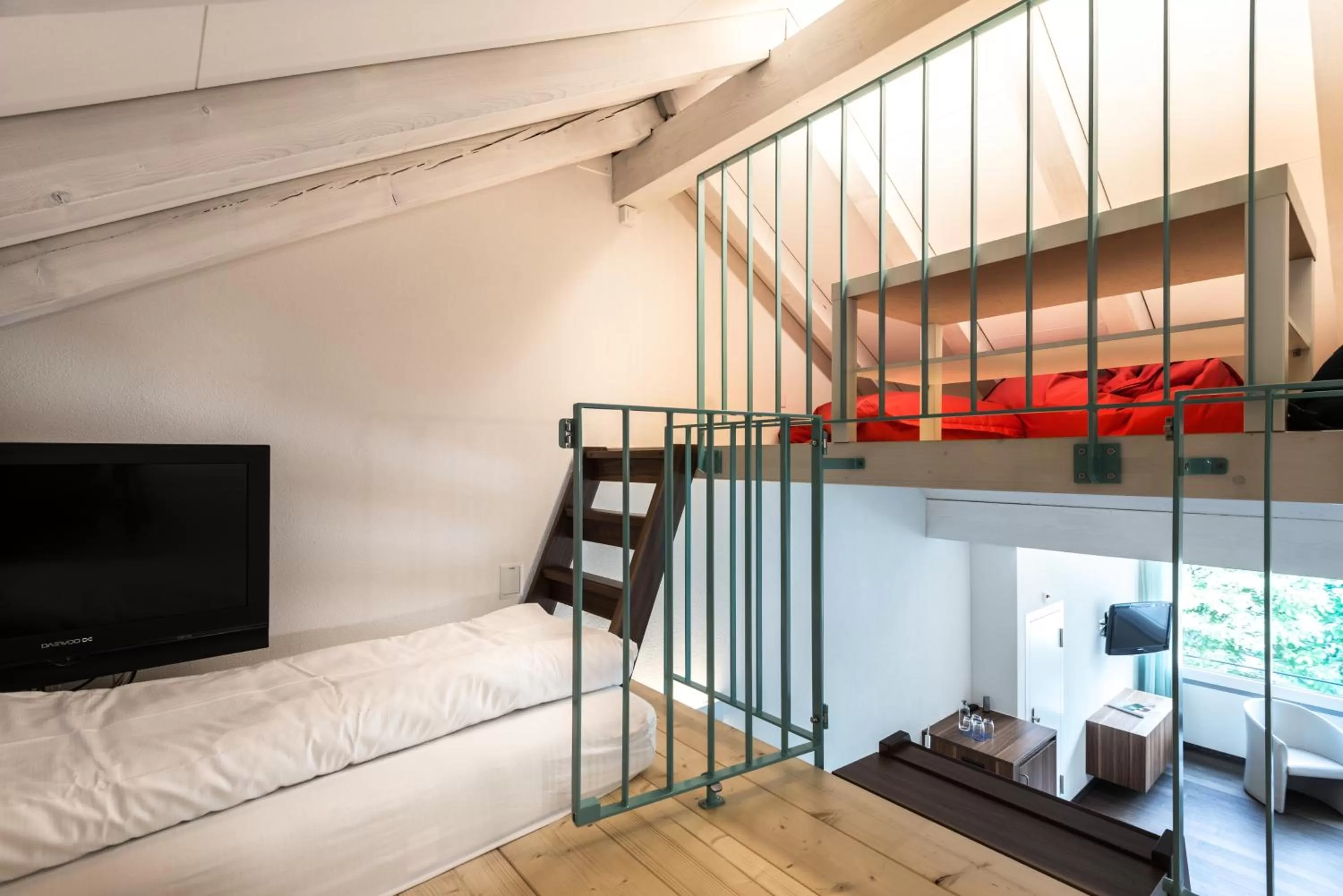 Bed in Hotel Nidwaldnerhof direkt am See