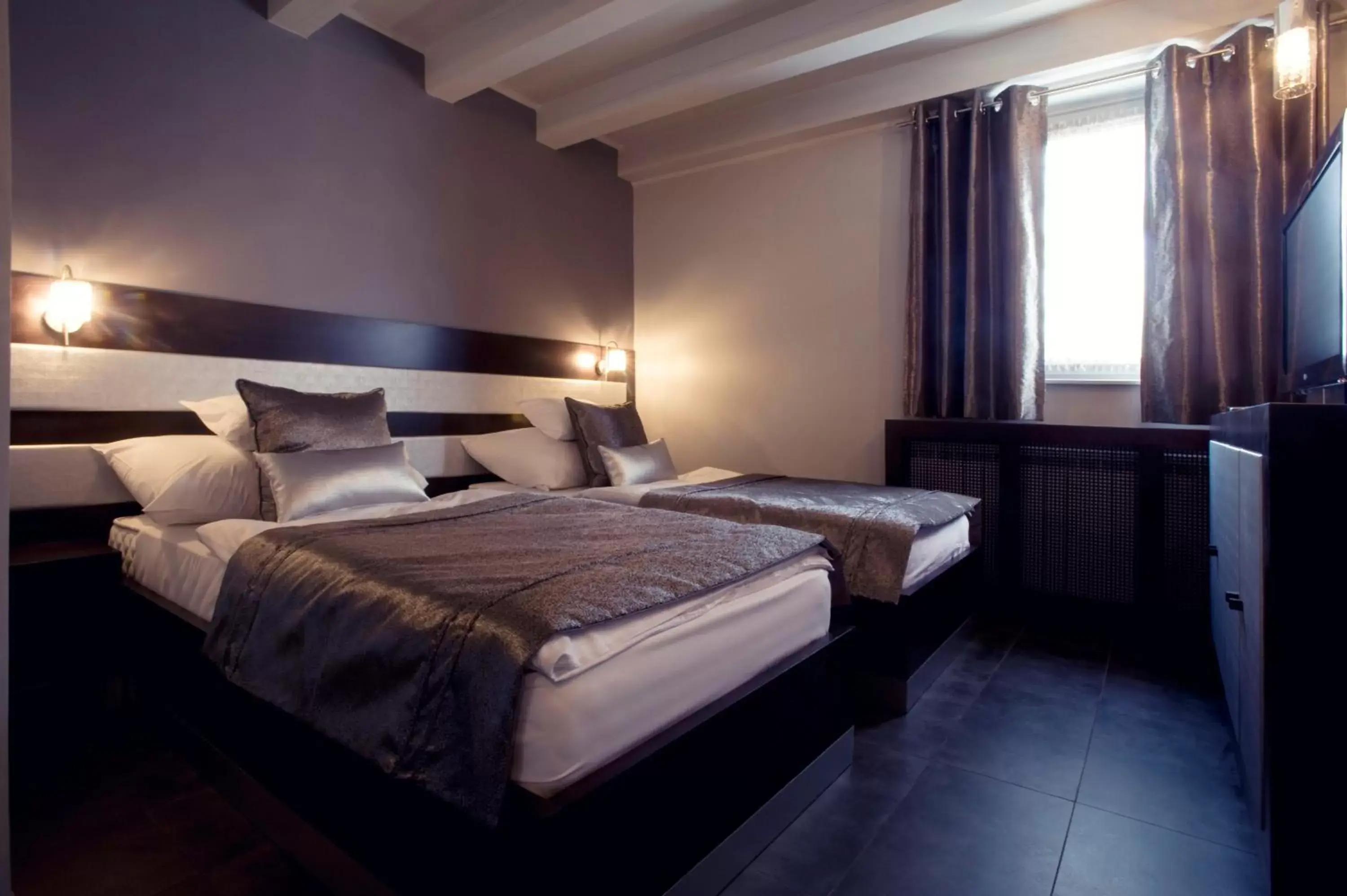 Small Twin Room in Varga Tanya Hotel Small Twin Room in Varga Tanya Hotel