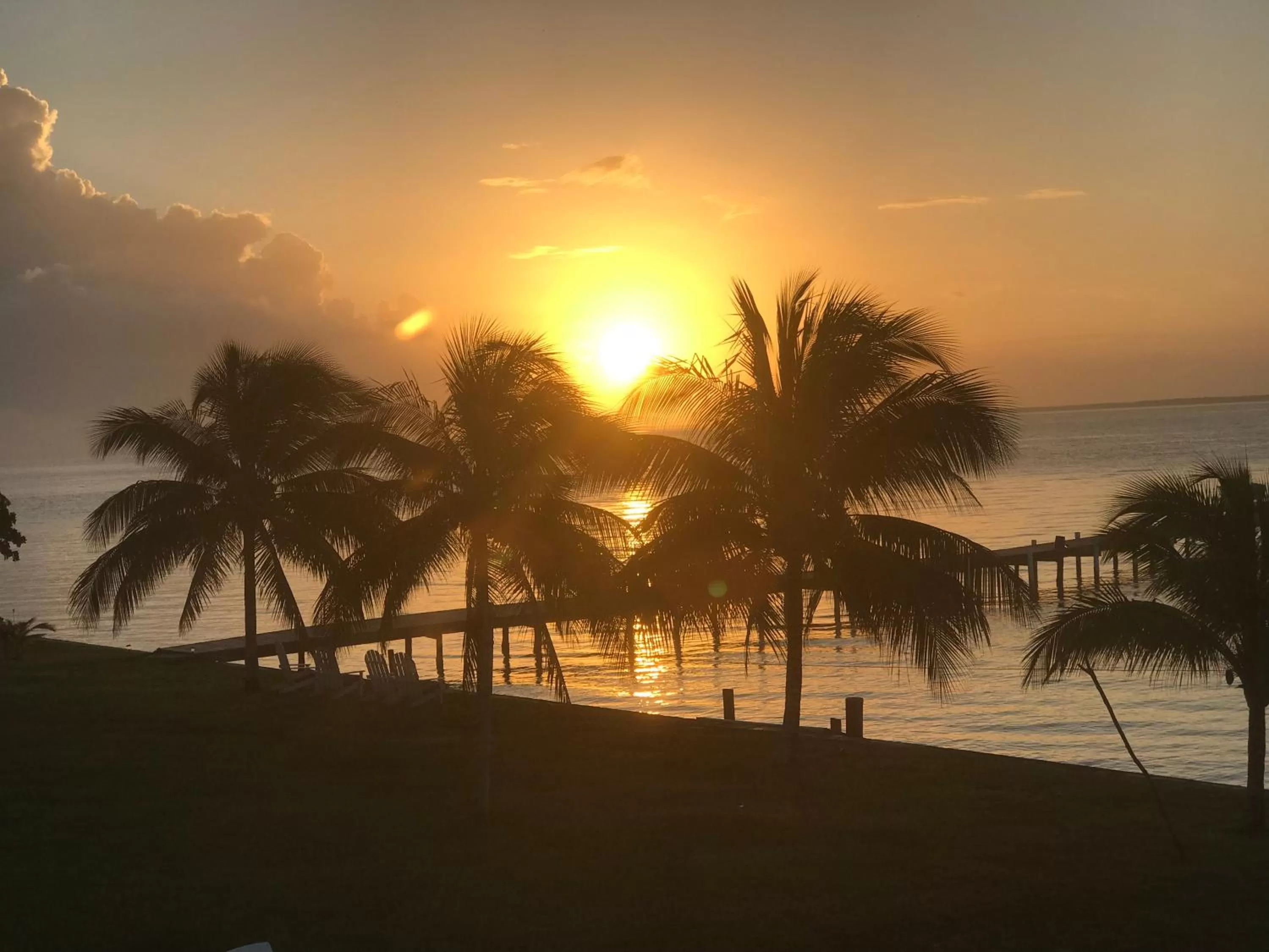 Sunrise, Sunrise/Sunset in Tilt-Ta-Dock Resort Belize