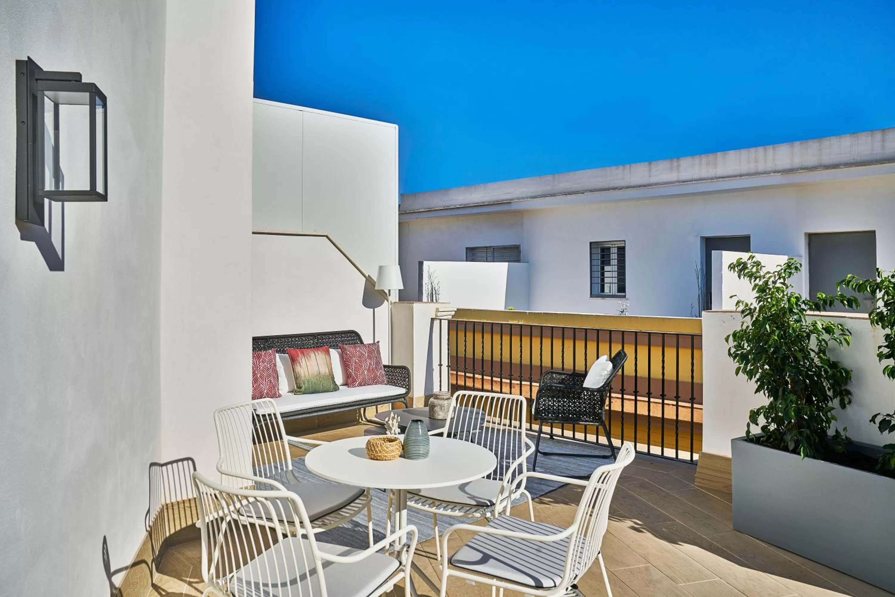 Balcony/Terrace in Vincci Molviedro Suites Apartments