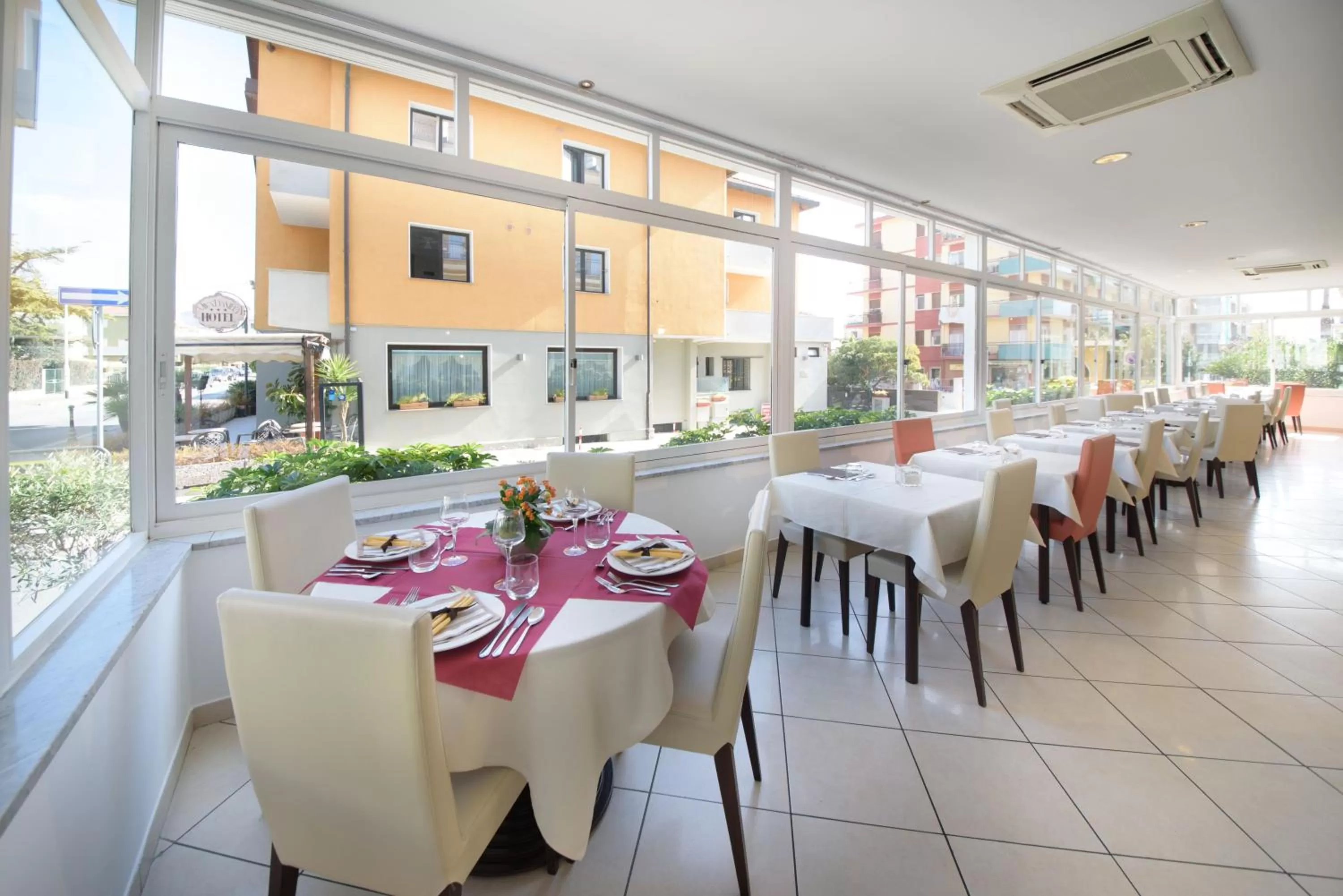 Restaurant/places to eat in Hotel Ristorante La Marina Mhotelsgroup