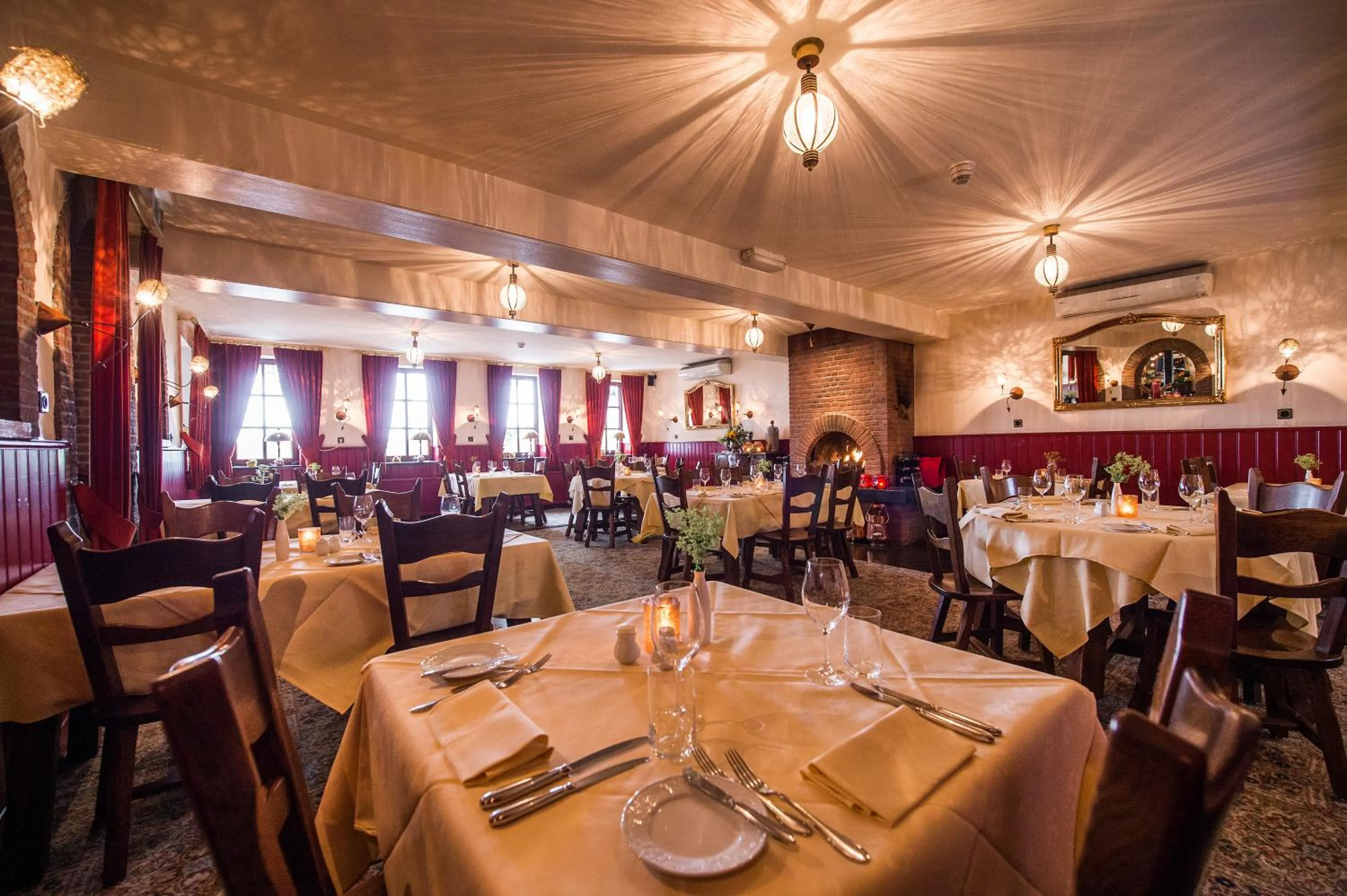 Restaurant/places to eat in Hotel Restaurant in den Hoof