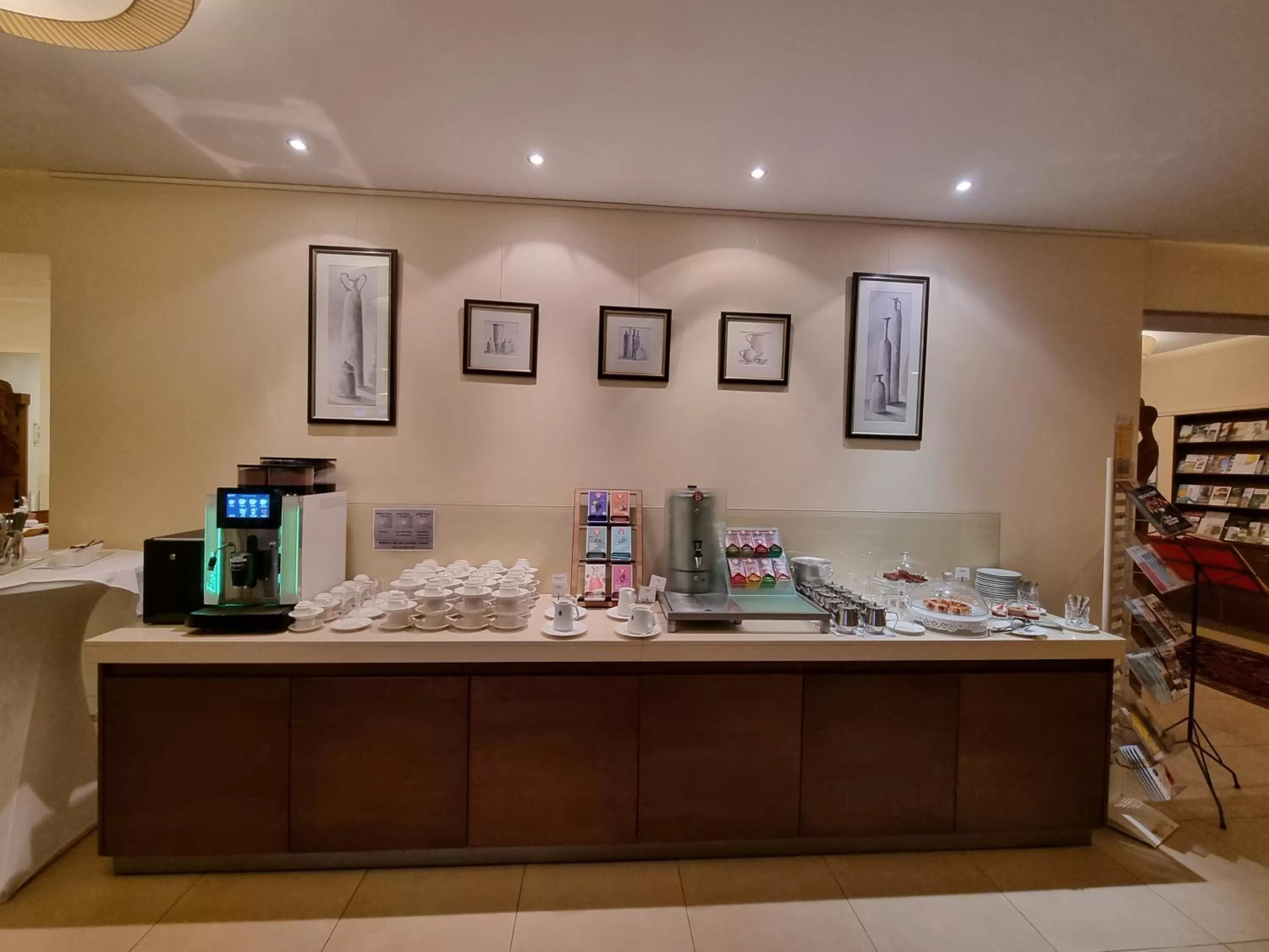 Breakfast in BIRKENHOF GOLS - B & B - Wohlfühl Hotel mit Wochenend-Restaurant