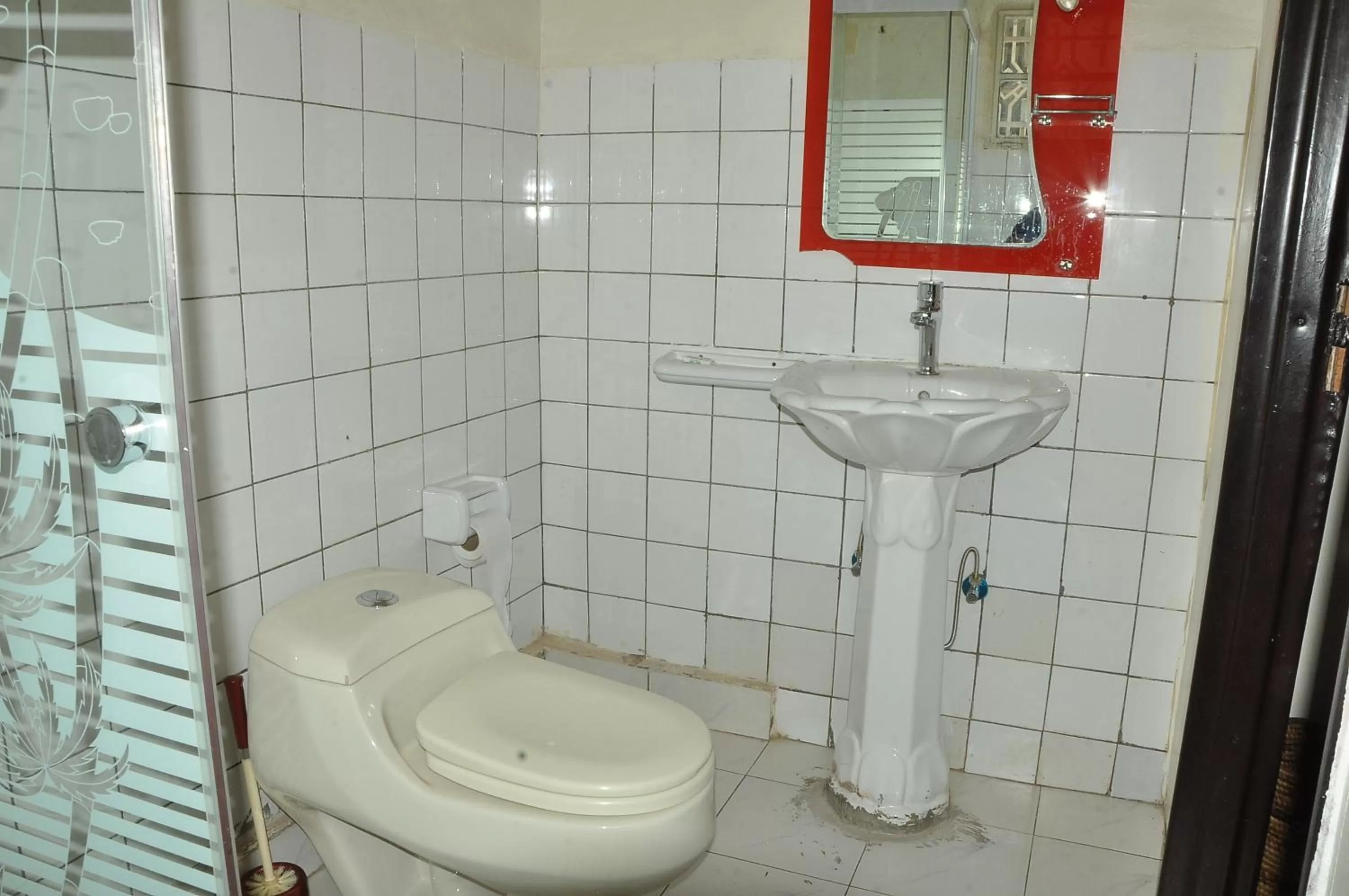 Shower, Bathroom in INZOZI AFRICA HOUSE B&B- Kacyiru