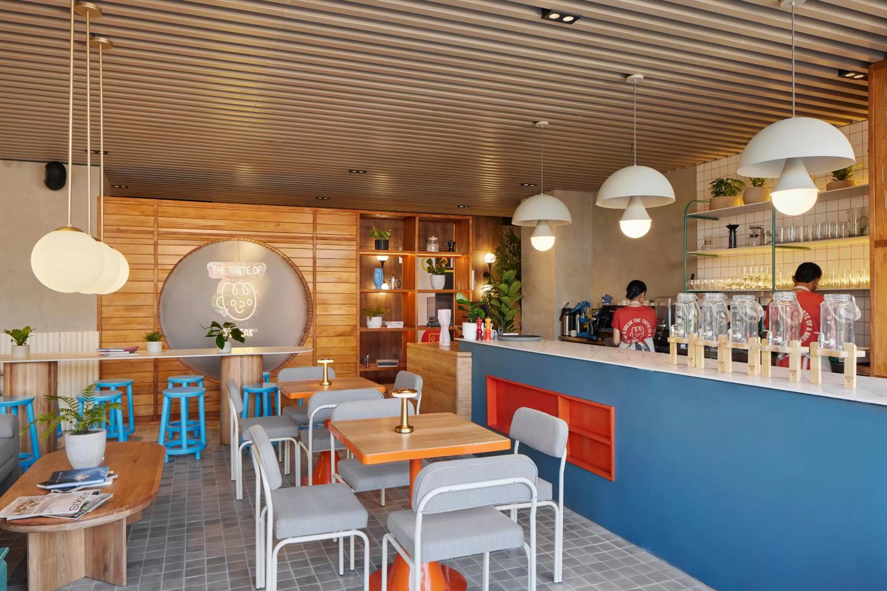 Restaurant/places to eat in Blues Suites Medellín