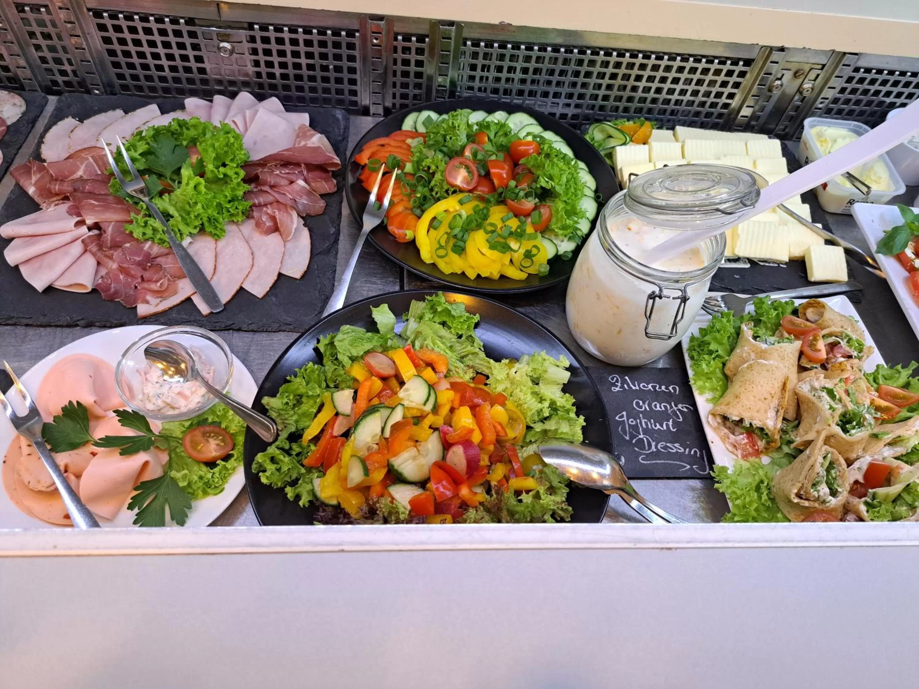 Breakfast in Hotel am Stadtpark