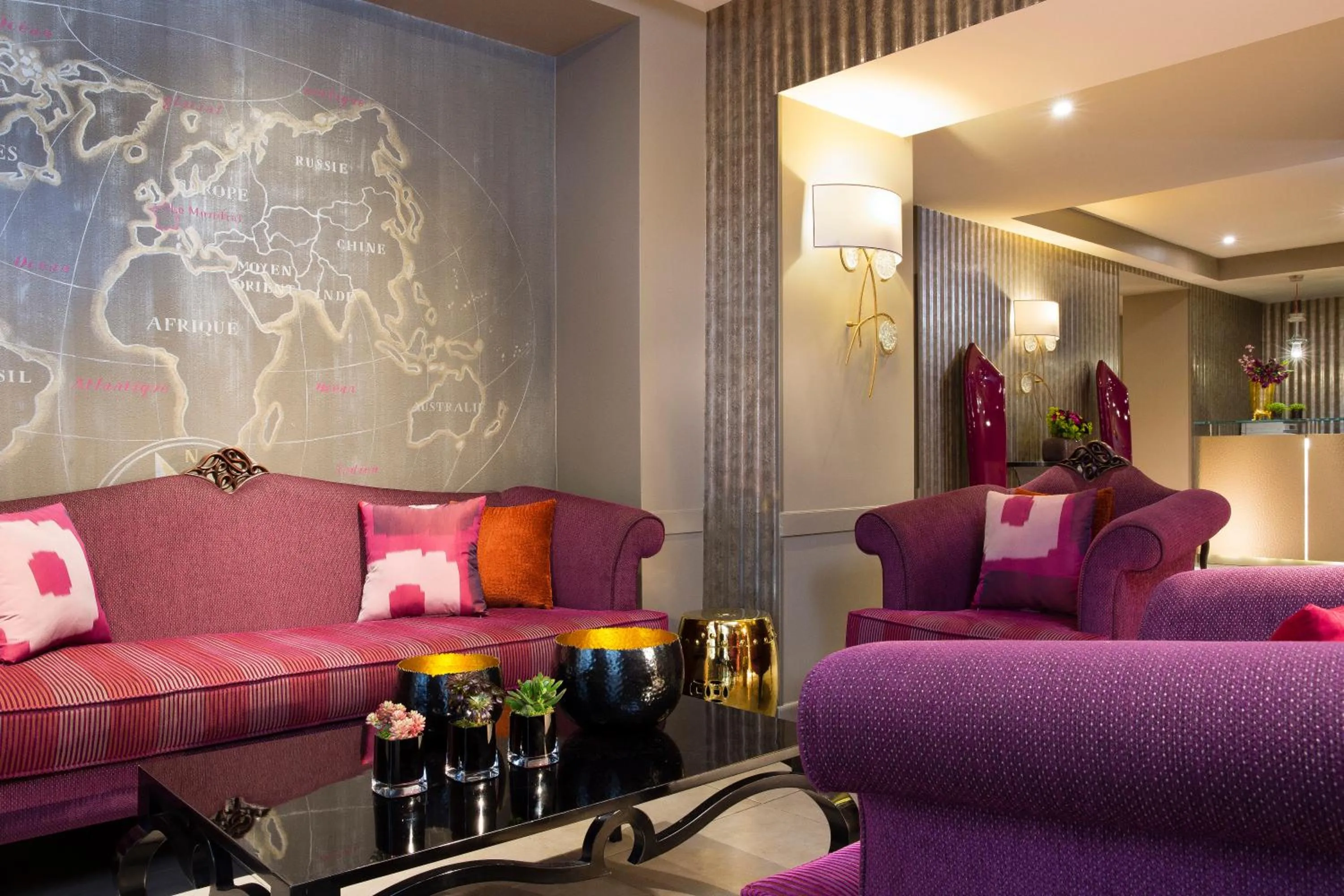 Lobby or reception in Hôtel Mondial