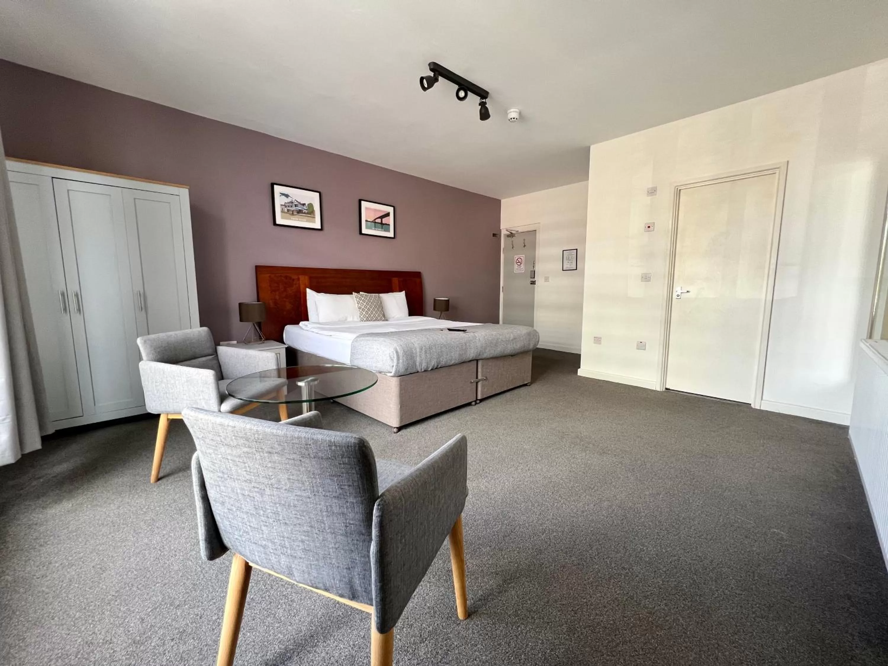 Bed in Starboard Stays