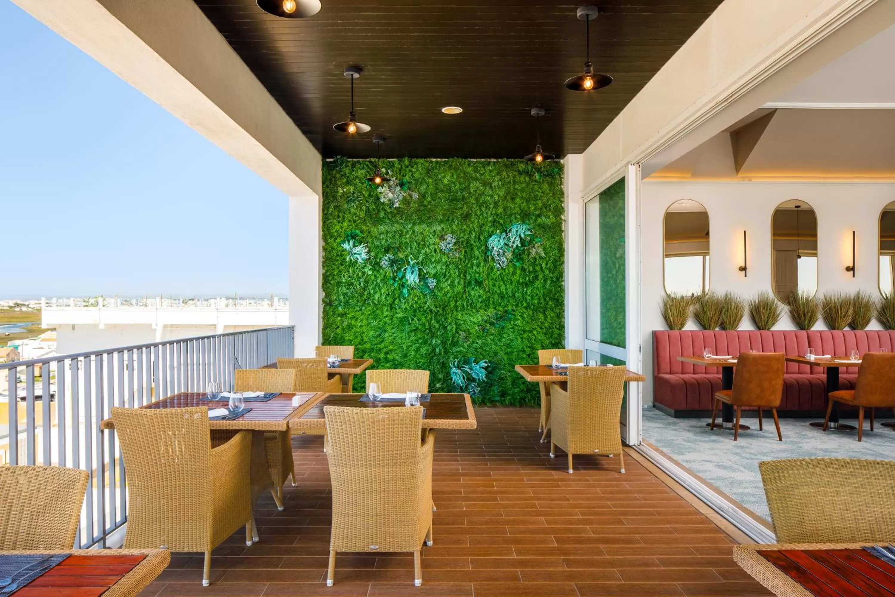 Restaurant/places to eat in AP Eva Senses