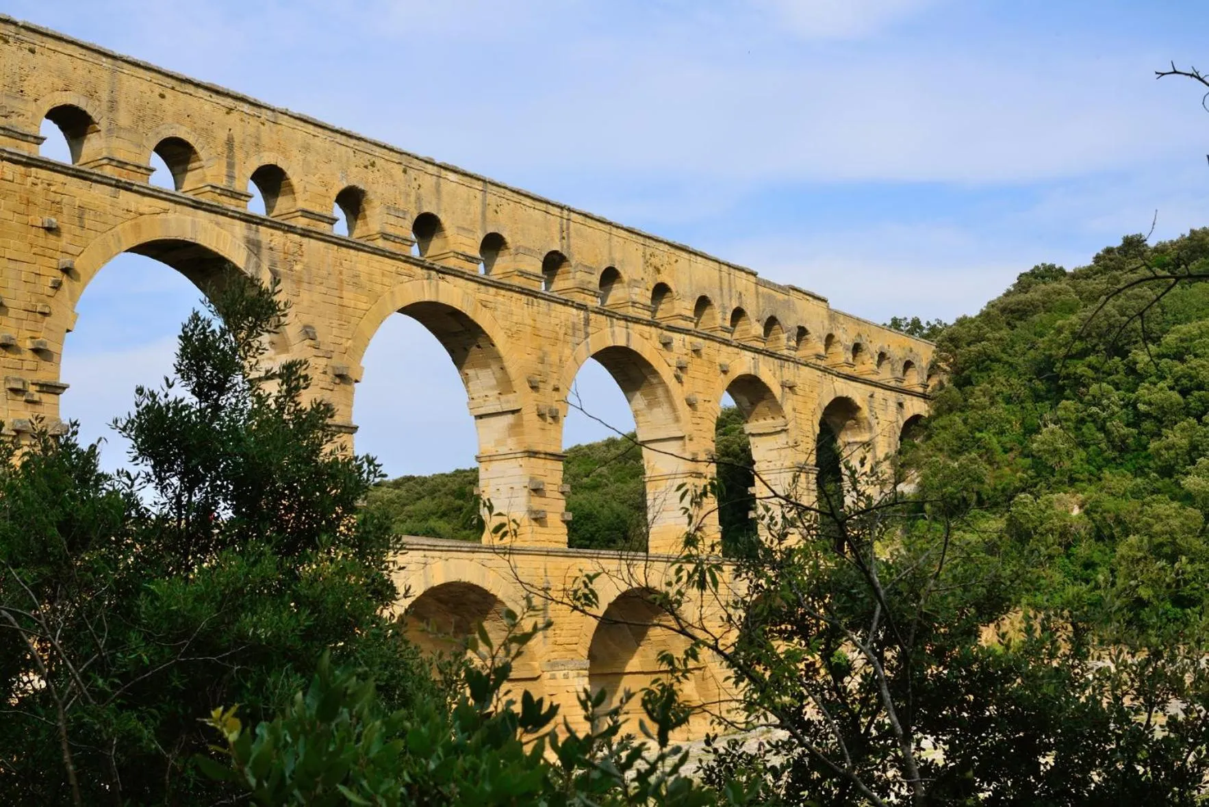 Nearby landmark in ibis Avignon Centre Pont De L'Europe