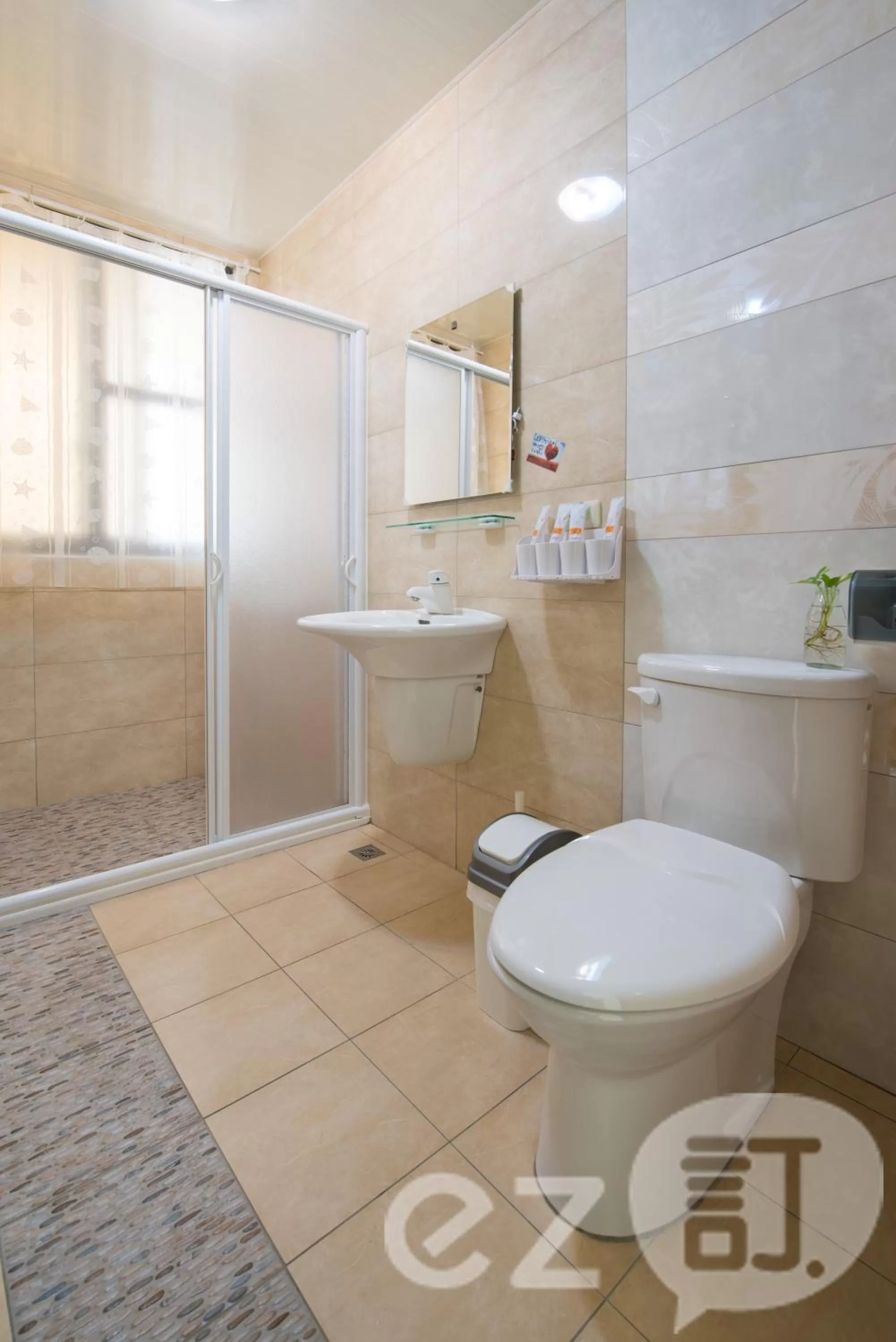 Shower in Have FUN villa -KTV BBQ Mahjong