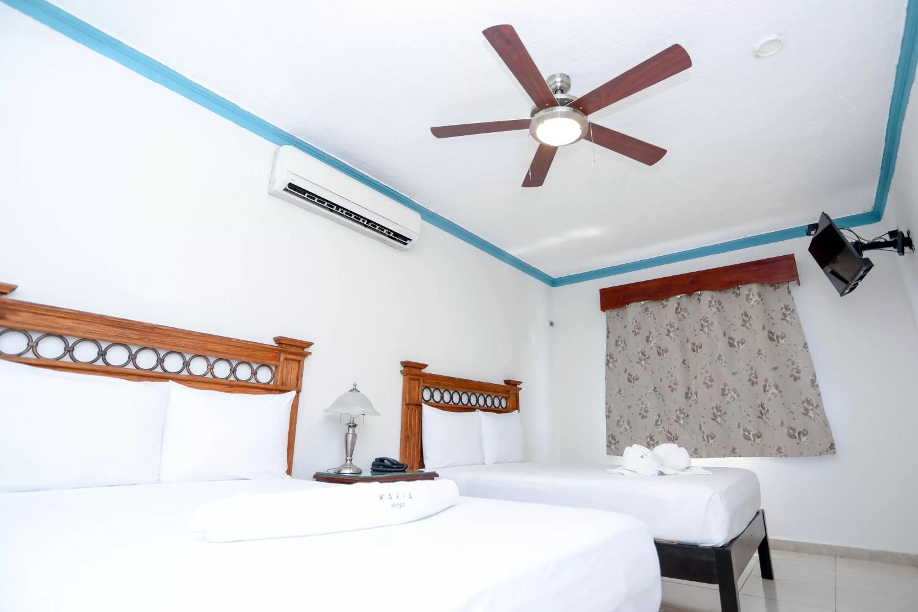 Bedroom in Hotel Avenida Cancun