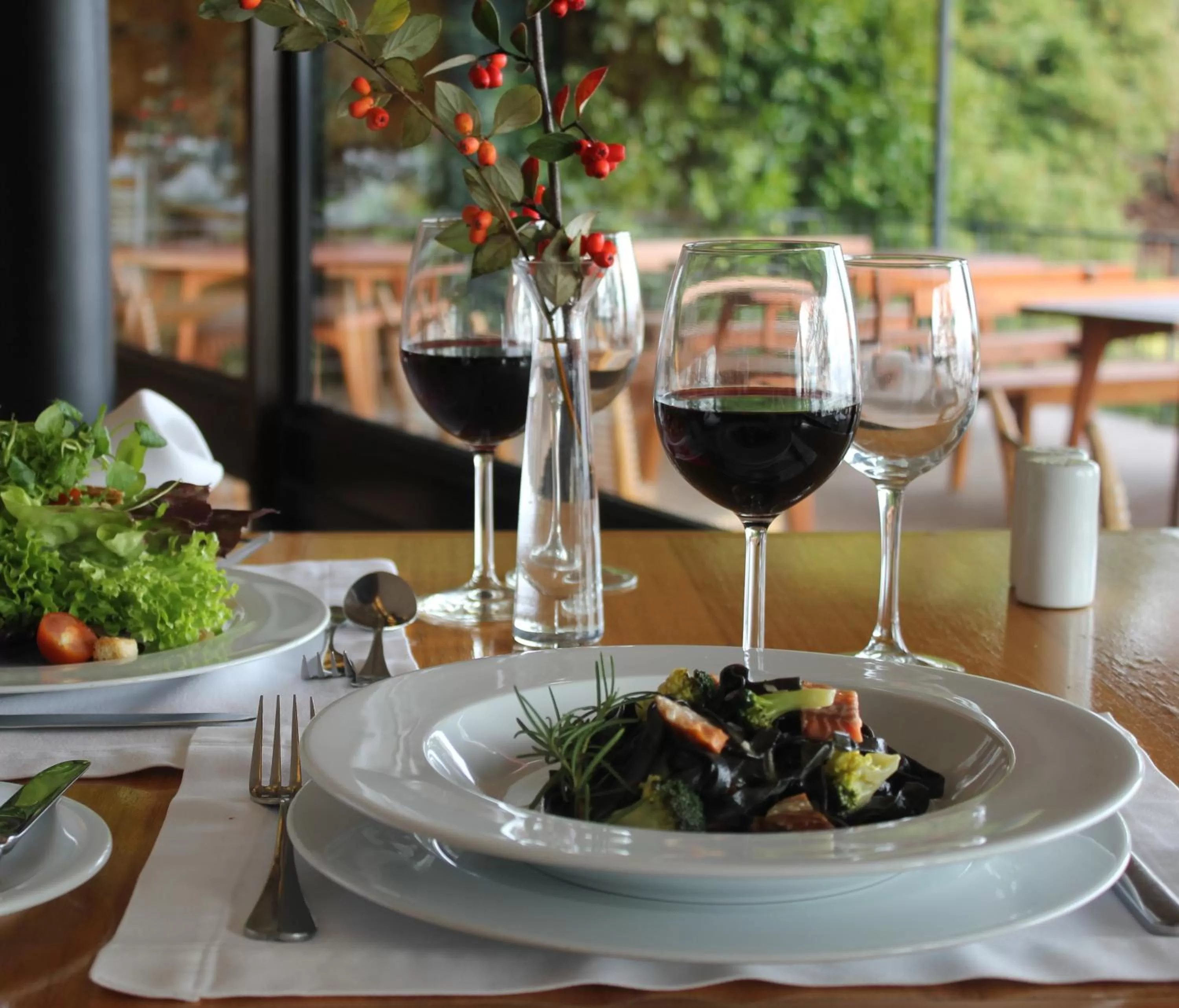 Food and drinks in Hotel Antumalal