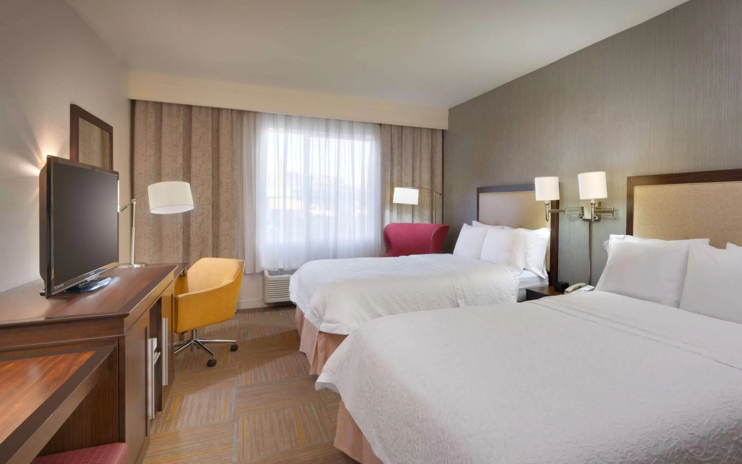 Bedroom, Bed in Spark by Hilton Salt Lake City Central