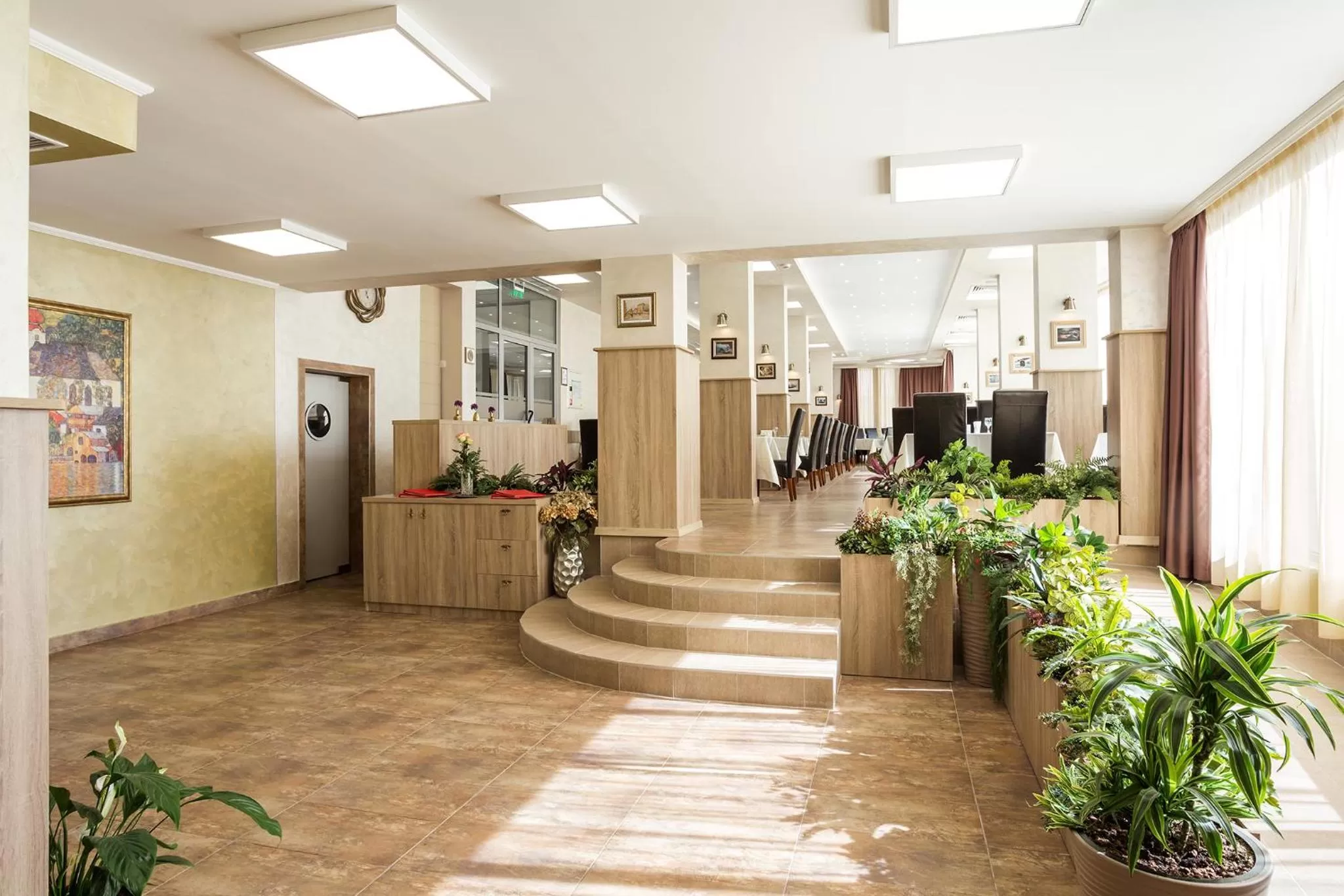 Restaurant/places to eat in Grami Hotel Sofia