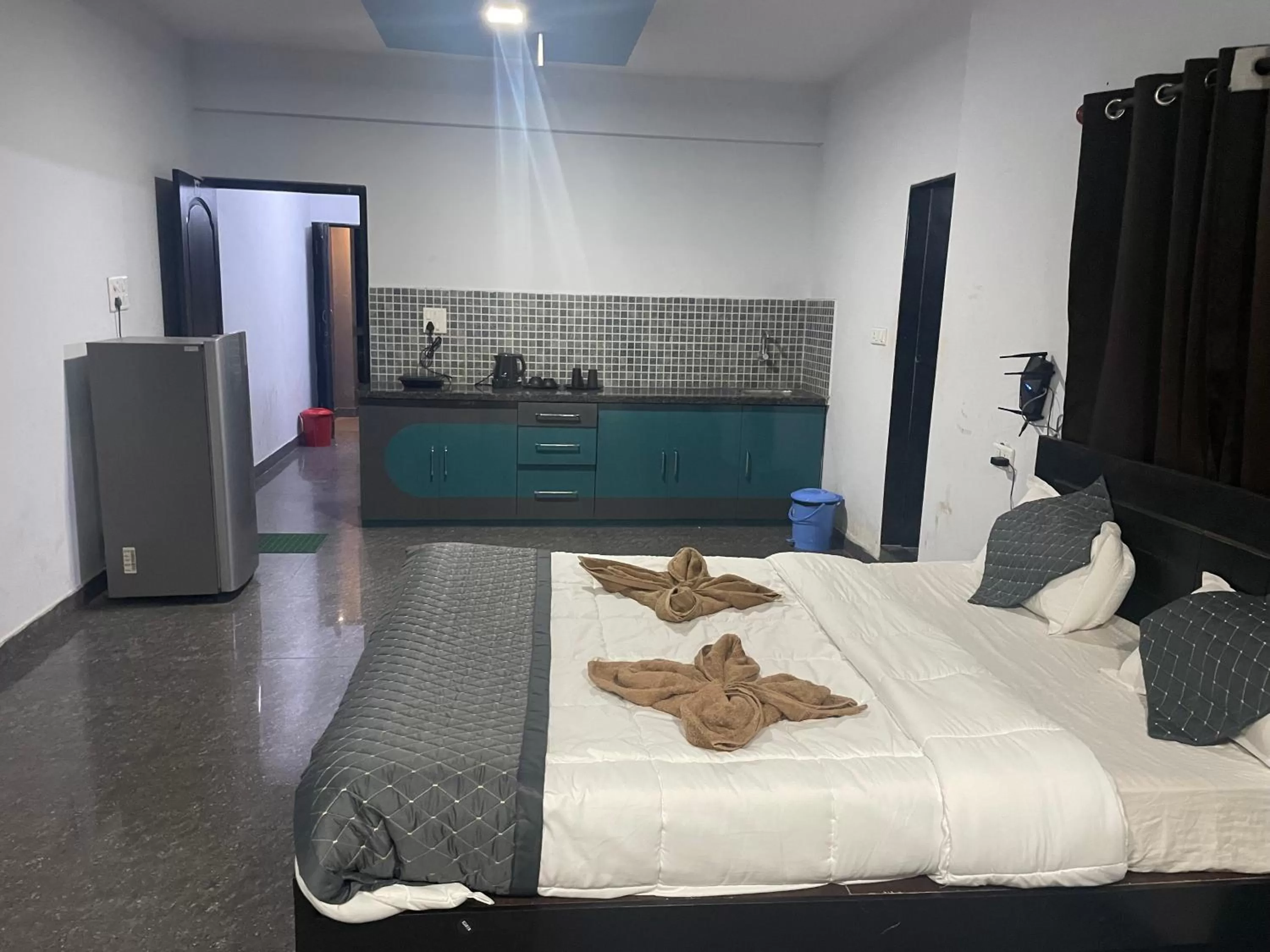 Bed in Calangute Beach Corner