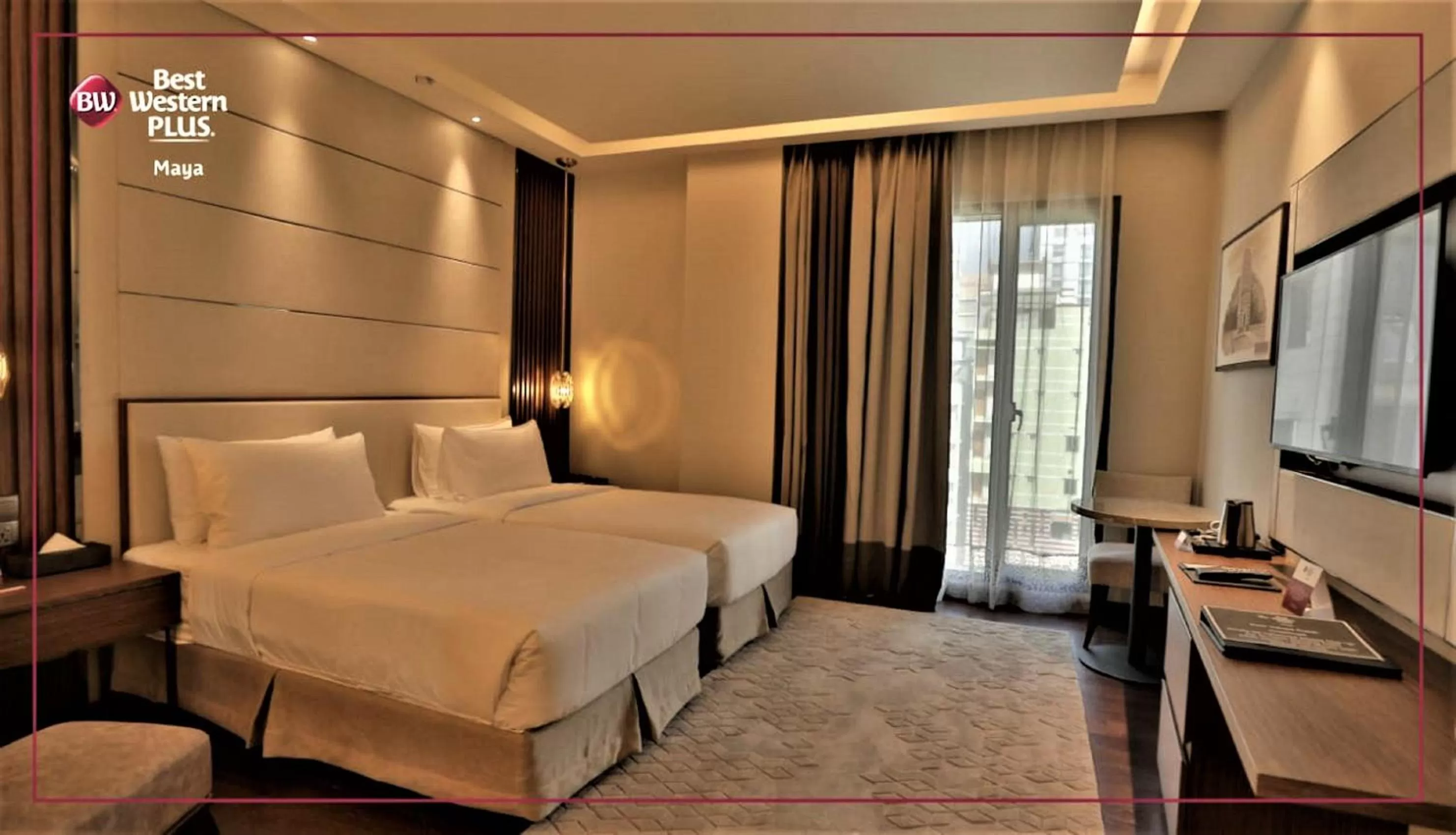 Bedroom, Bed in Best Western PLUS Runway