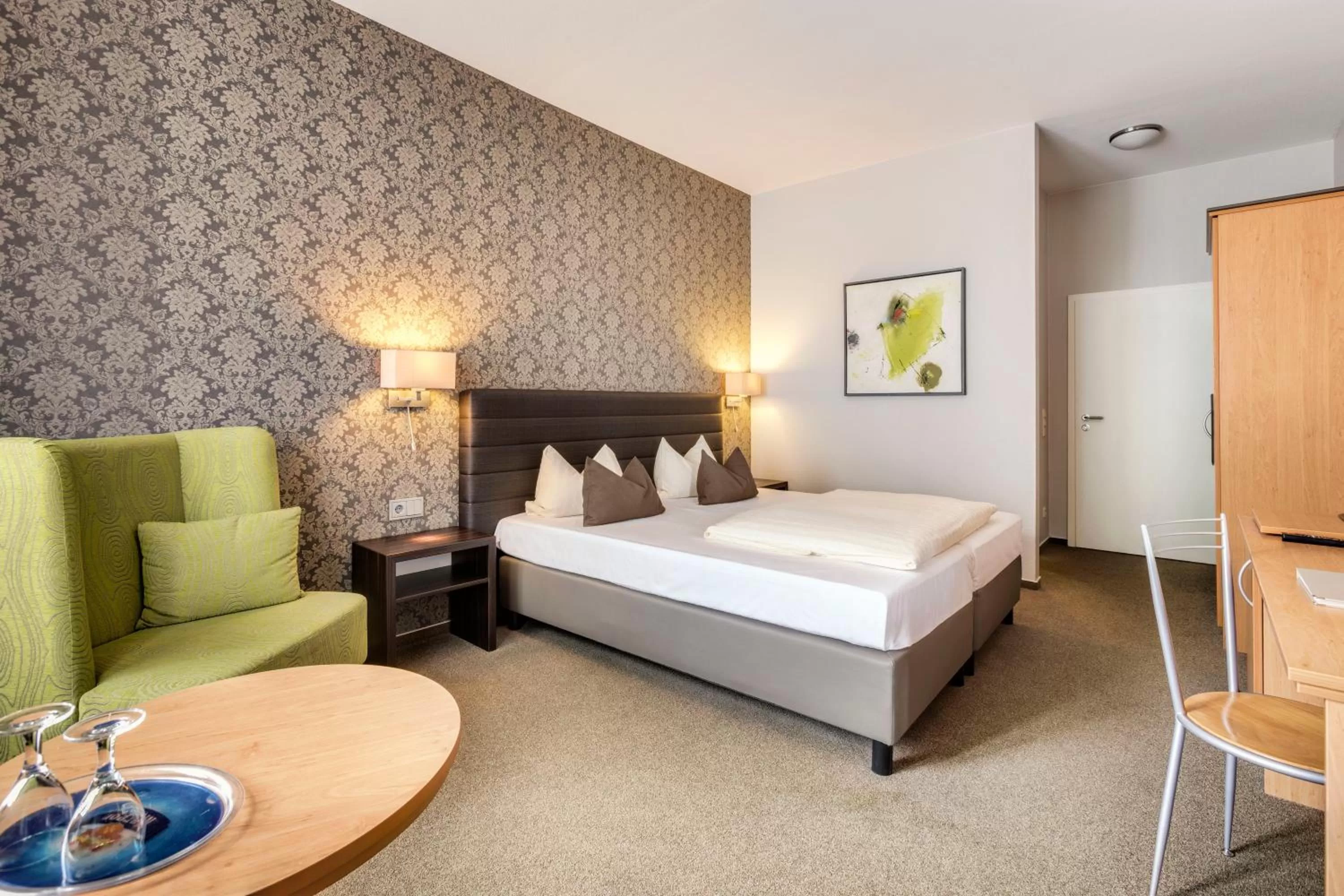 Photo of the whole room, Bed in Hotel Hiemann - Superior