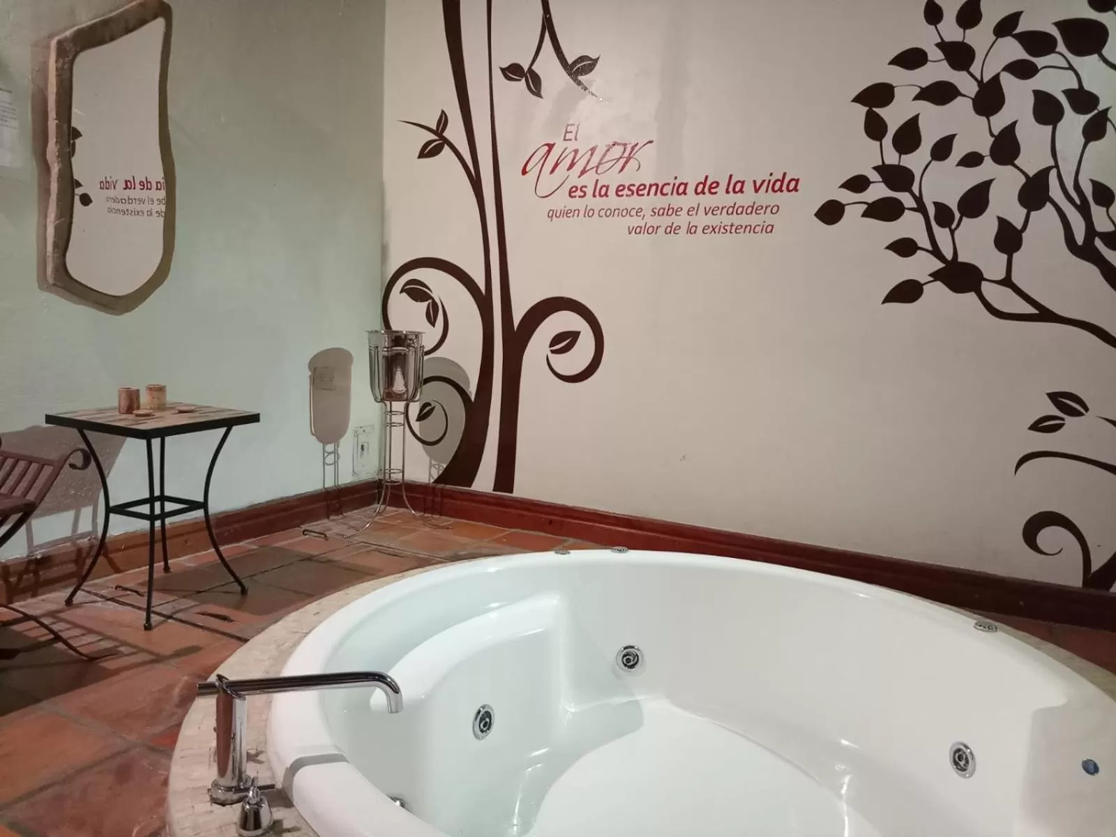 Hot Tub in Hotel Boutique Casabella