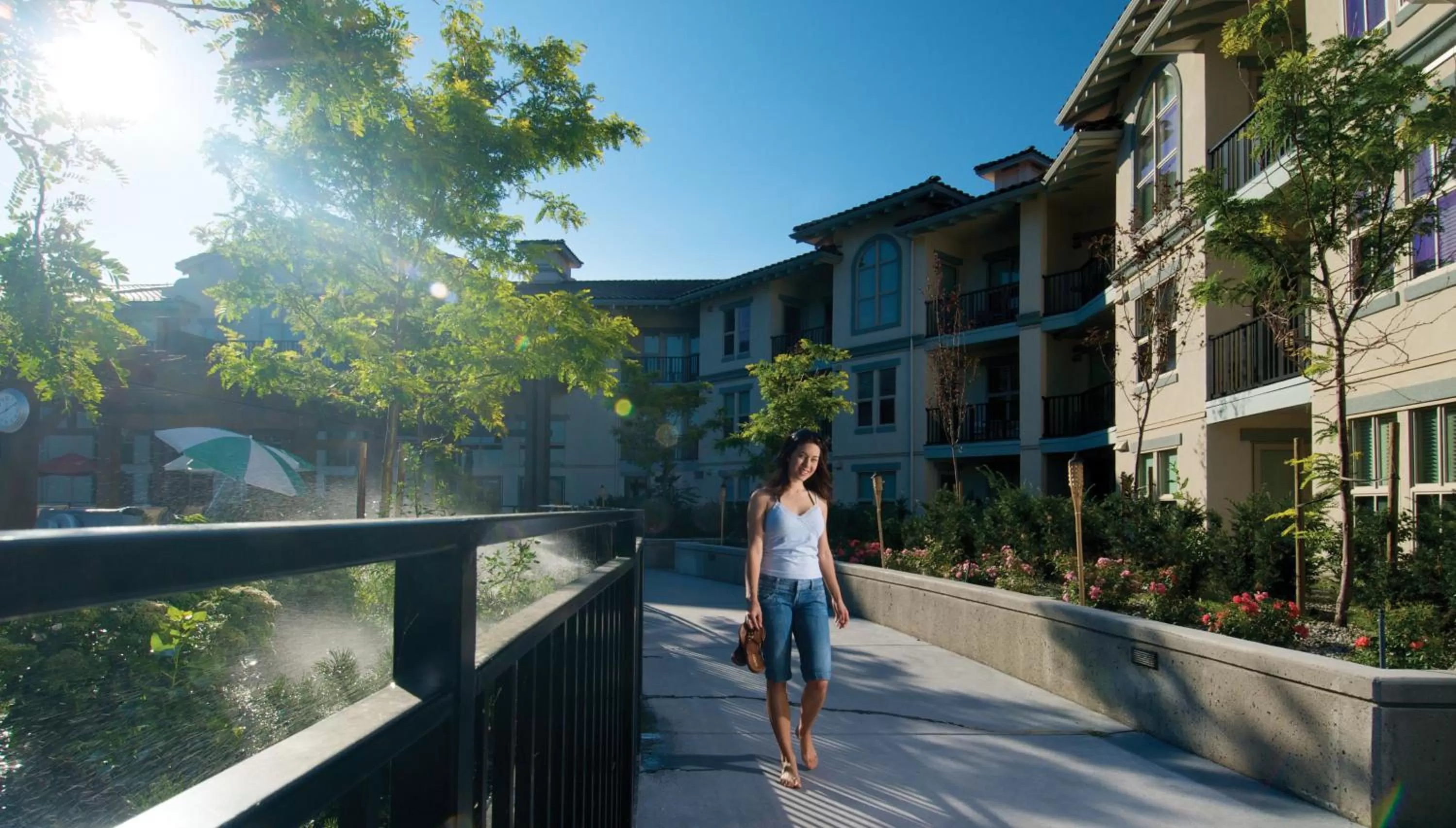 Facade/entrance in Walnut Beach Resort