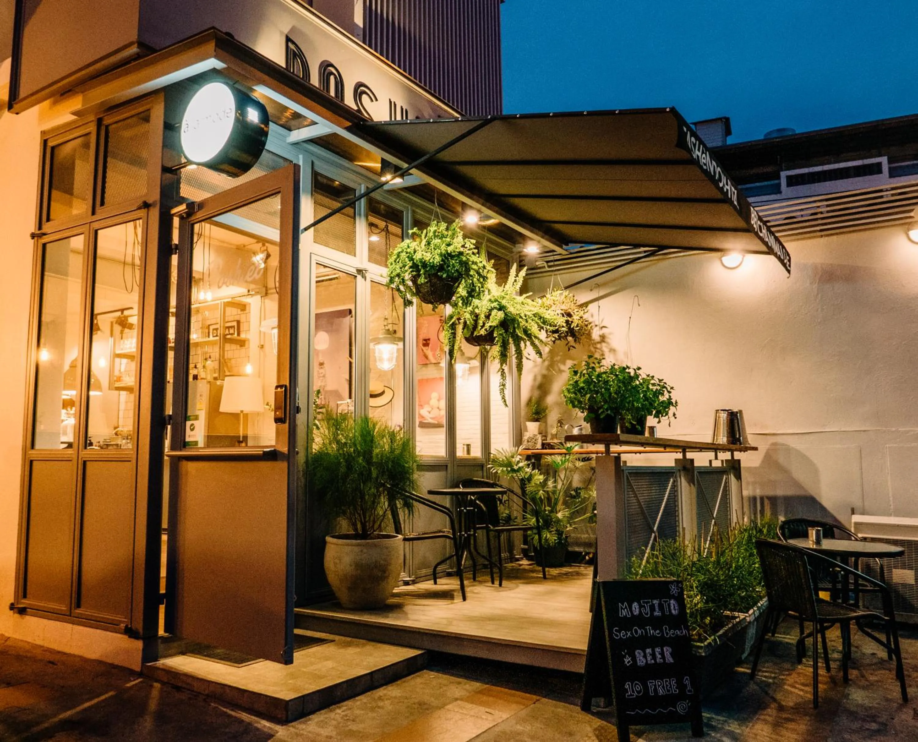 Facade/entrance in J Poshtel Chiangmai