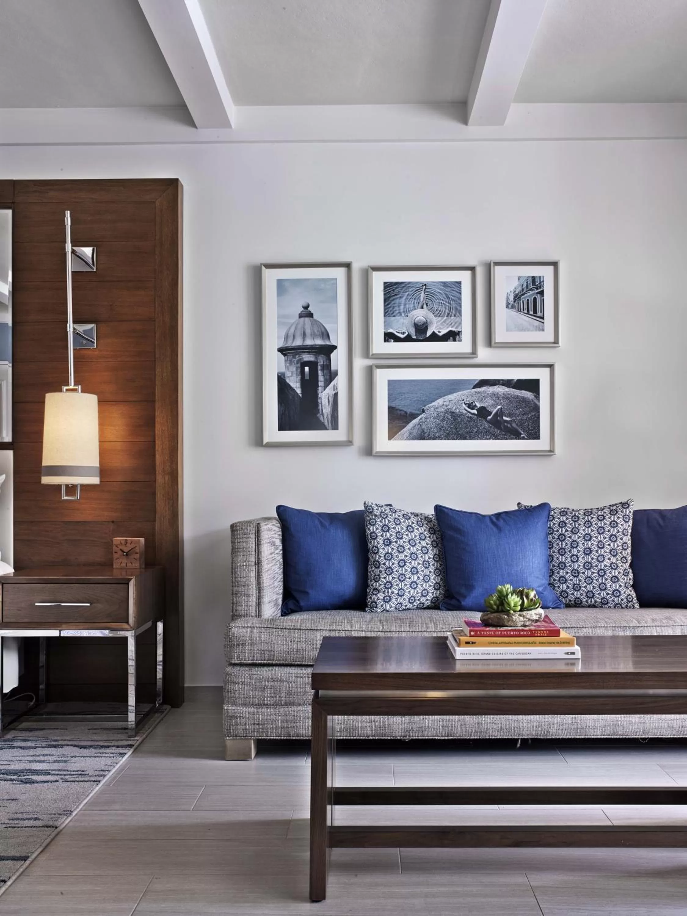 Living room in Fairmont El San Juan Hotel