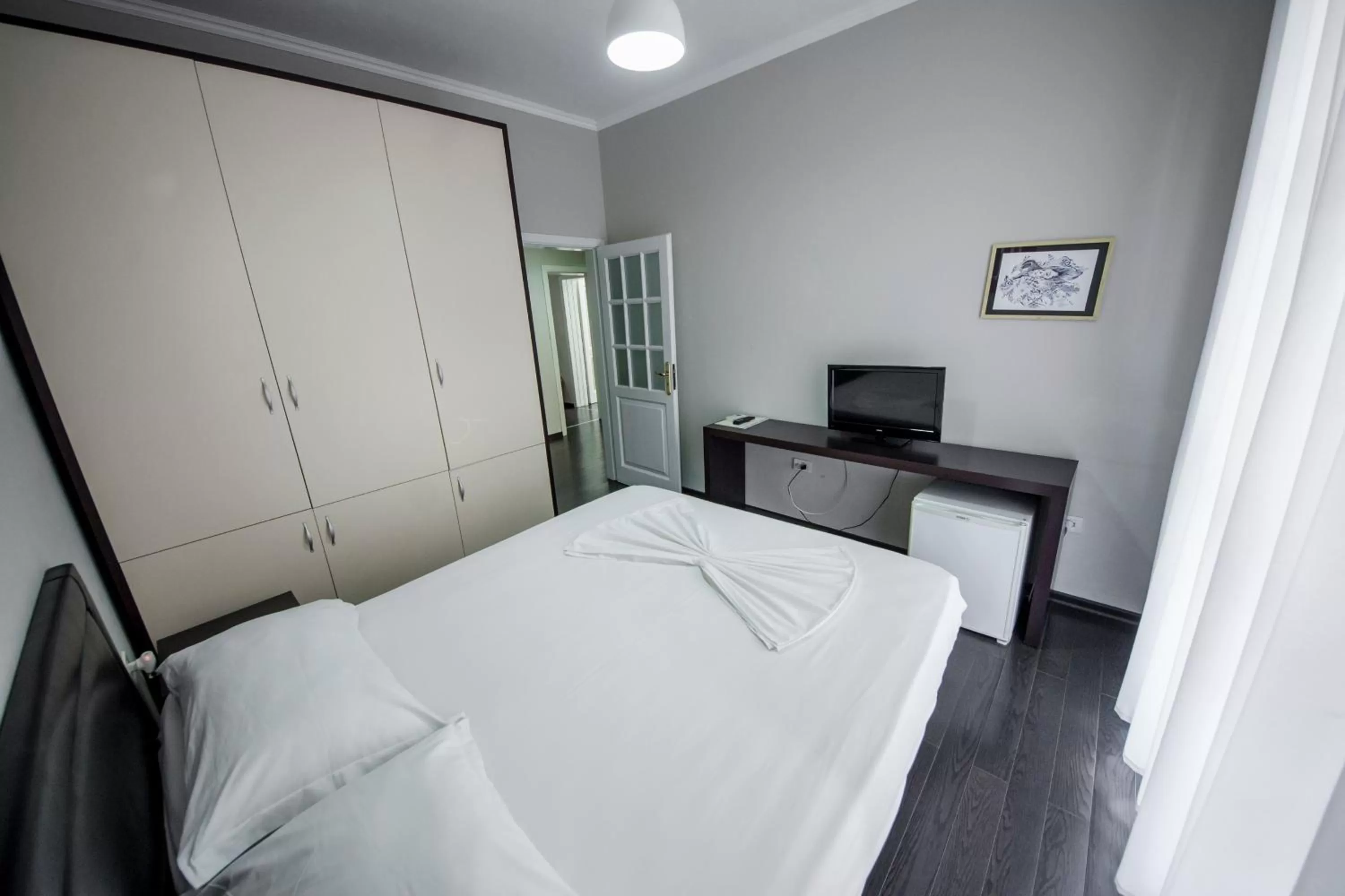 Photo of the whole room, Room Photo in Kadrisa Hotel