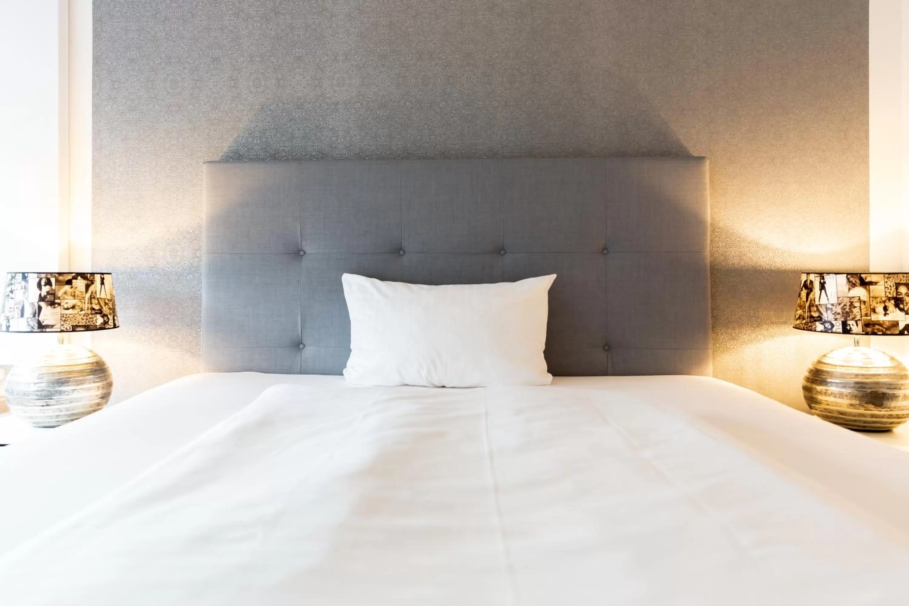 Photo of the whole room, Bed in Parkhotel FRITZ am Brunnen