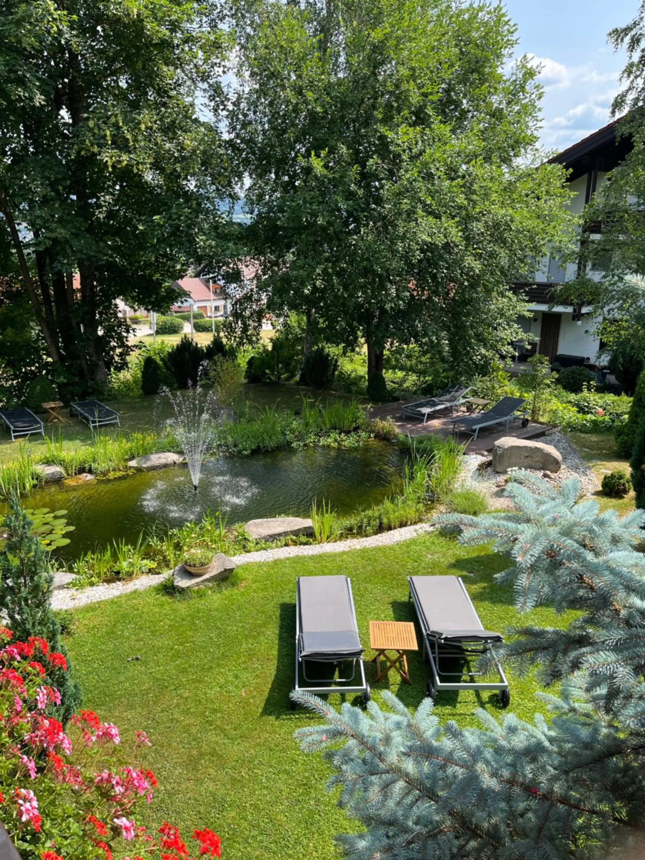 Property building, Garden in Hotel Sonnenhof - Superior