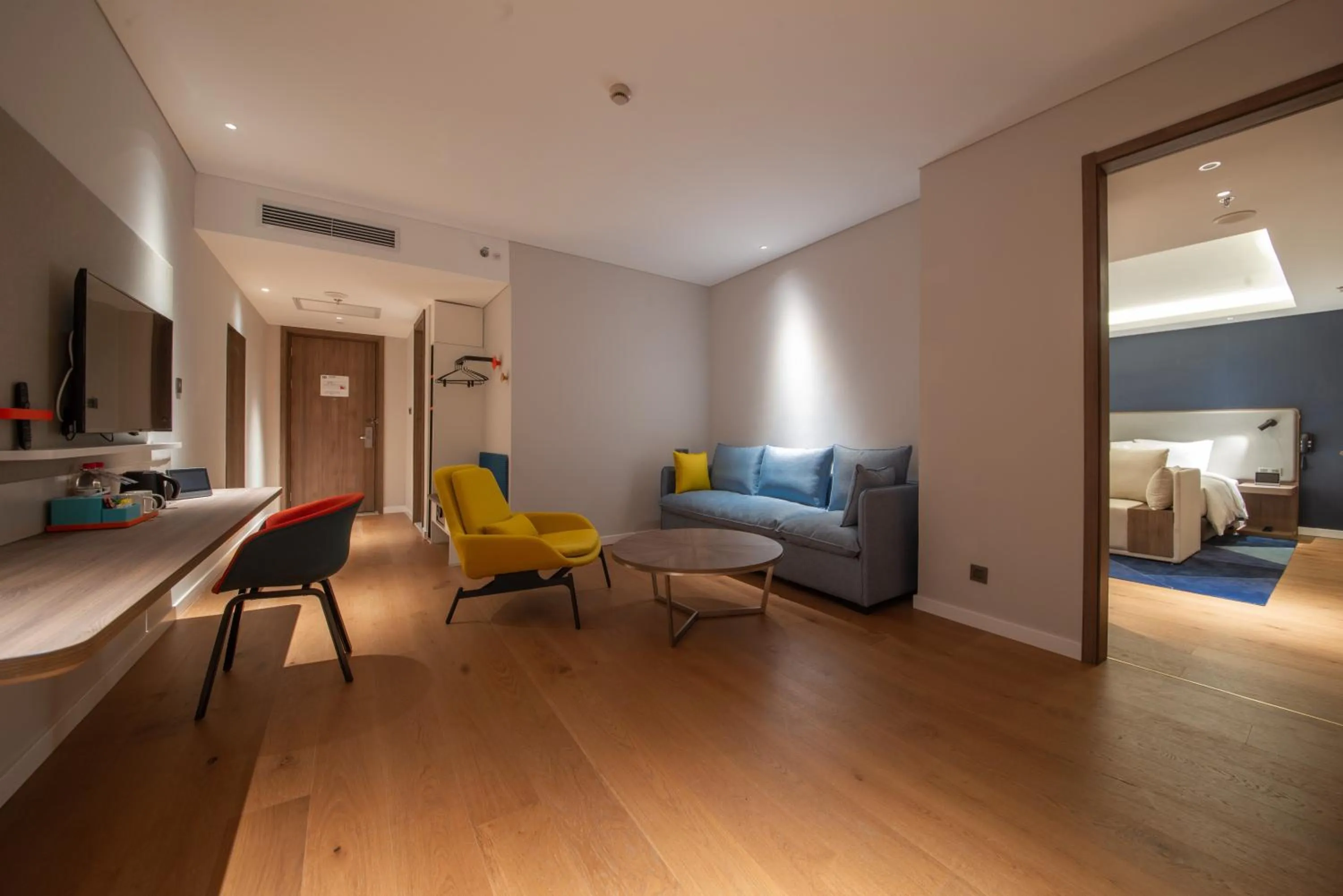 Photo of the whole room in Holiday Inn Express Linyi North New District by IHG